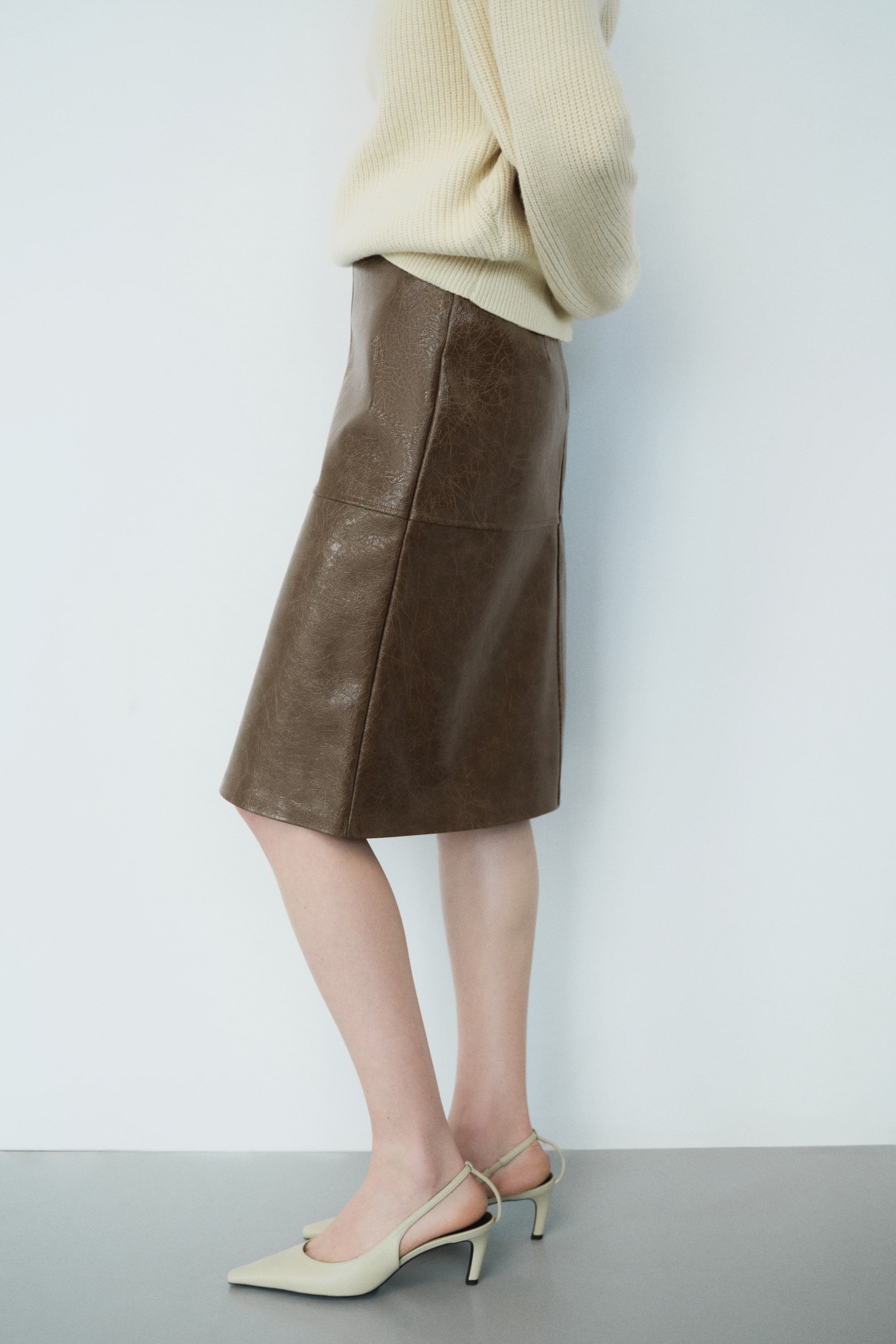 Ampliar la imagen: Falda revestida - Gris pardo oscuro - Ladies | H&M MX 4