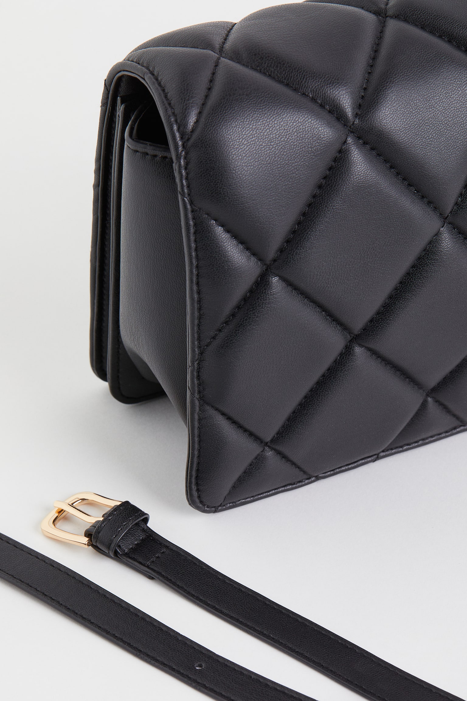 Quilted Shoulder Bag - Black - 4