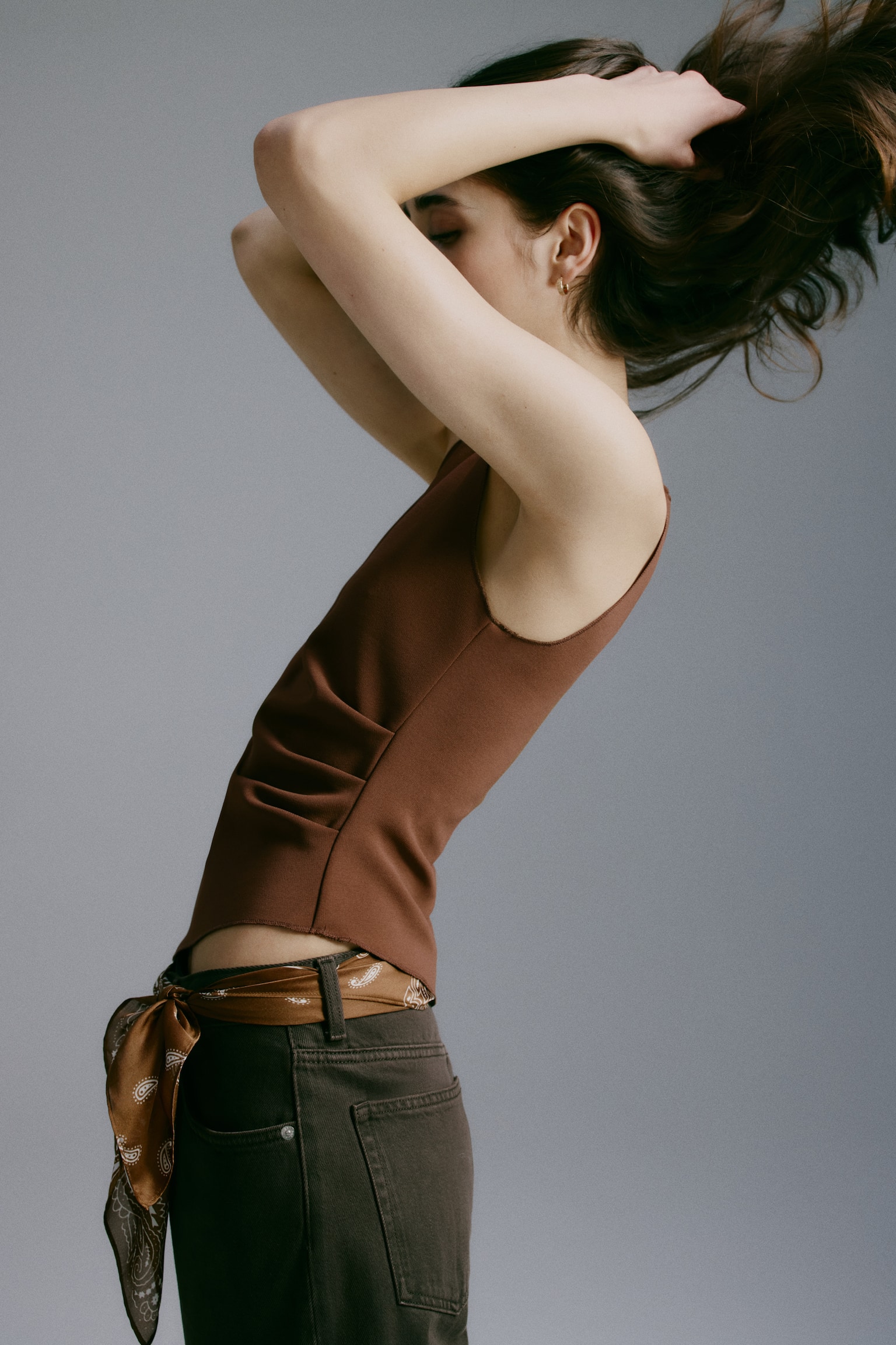 不對稱上衣 - 咖啡色/黑色 - 3