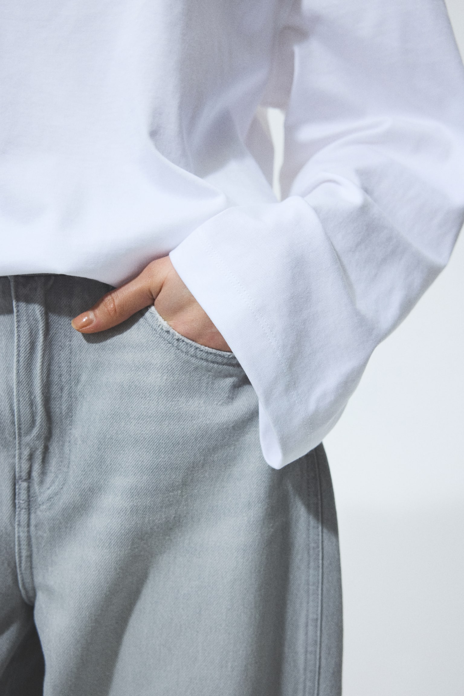 Dżersejowy top oversize - Biały/Les Nuits/Jasnoszary melanż/New York - 6