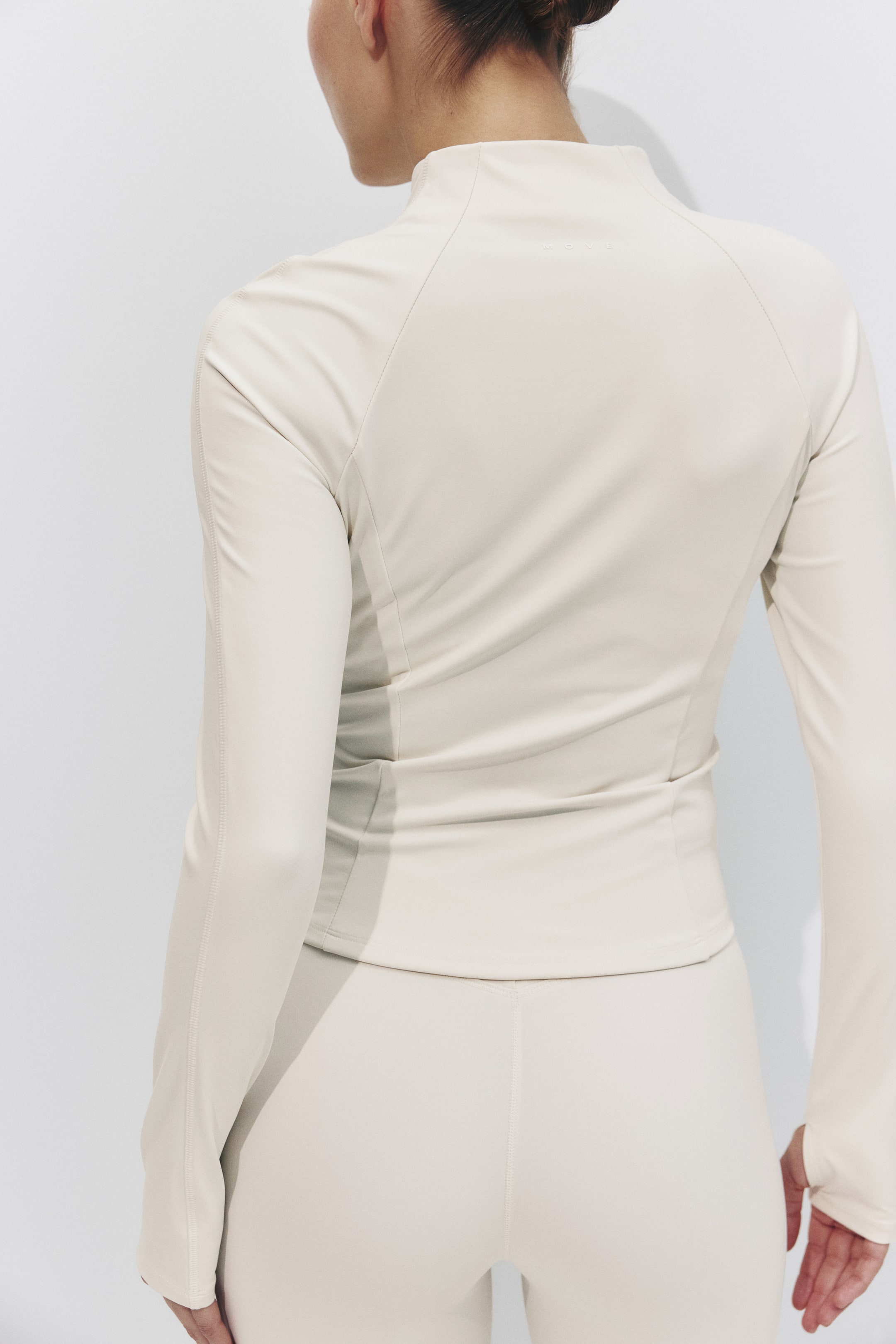View larger image: Sports jacket with SculptMove™ - Ivory - Ladies | H&M IN 6