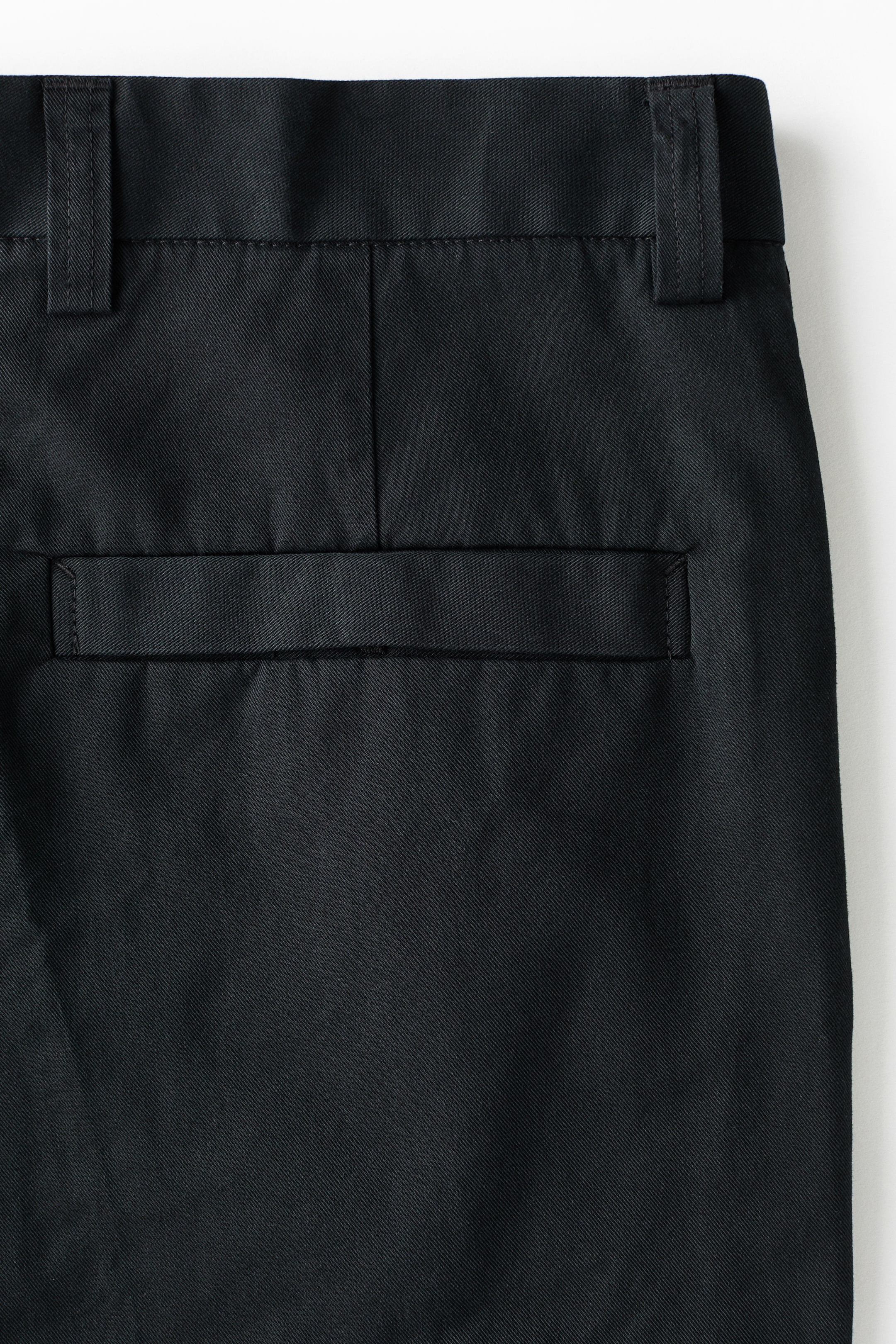 Мужские брюки H&M Relaxed-Fit Cotton and Lyocell Tailored Pants — фото 4