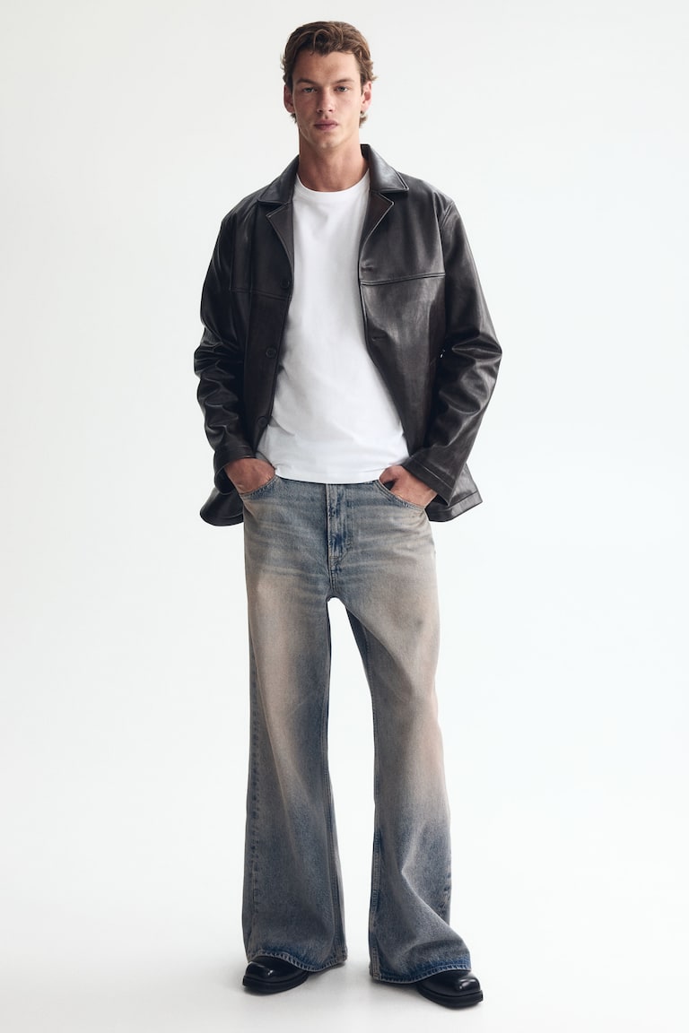 Loose Bootcut Jeans