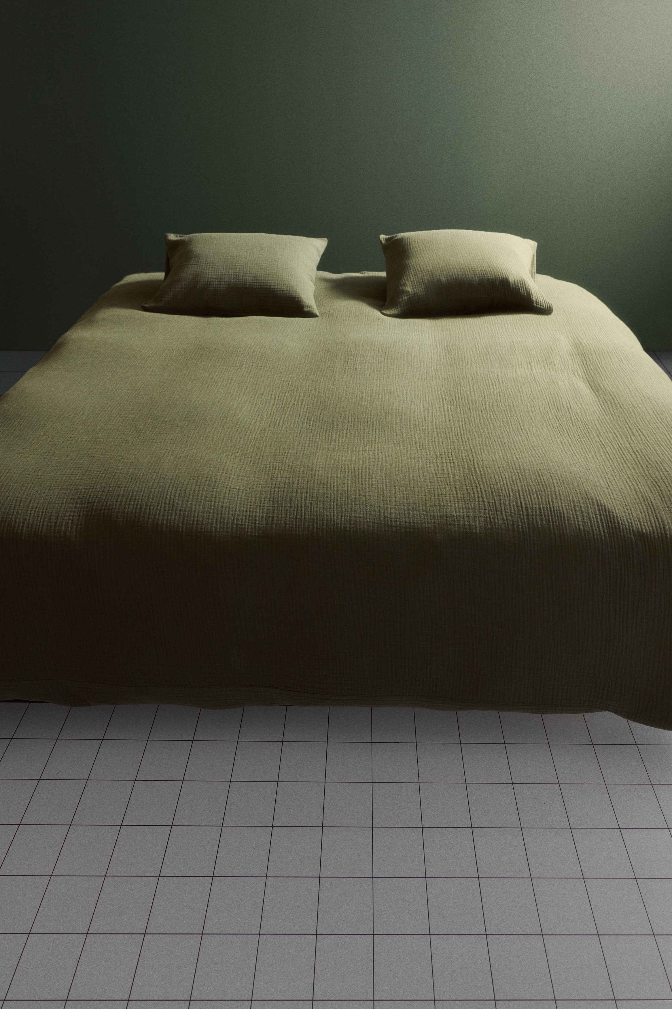 Dubbelt påslakanset i muslin - Skogsgrön/Vit/Mullvad/Brun/Ljusbeige/Ljus dimgrön/Roströd/Antracitgrå/Ljus mullvad/Ljus dimblå/Ljusrosa/Gammelrosa