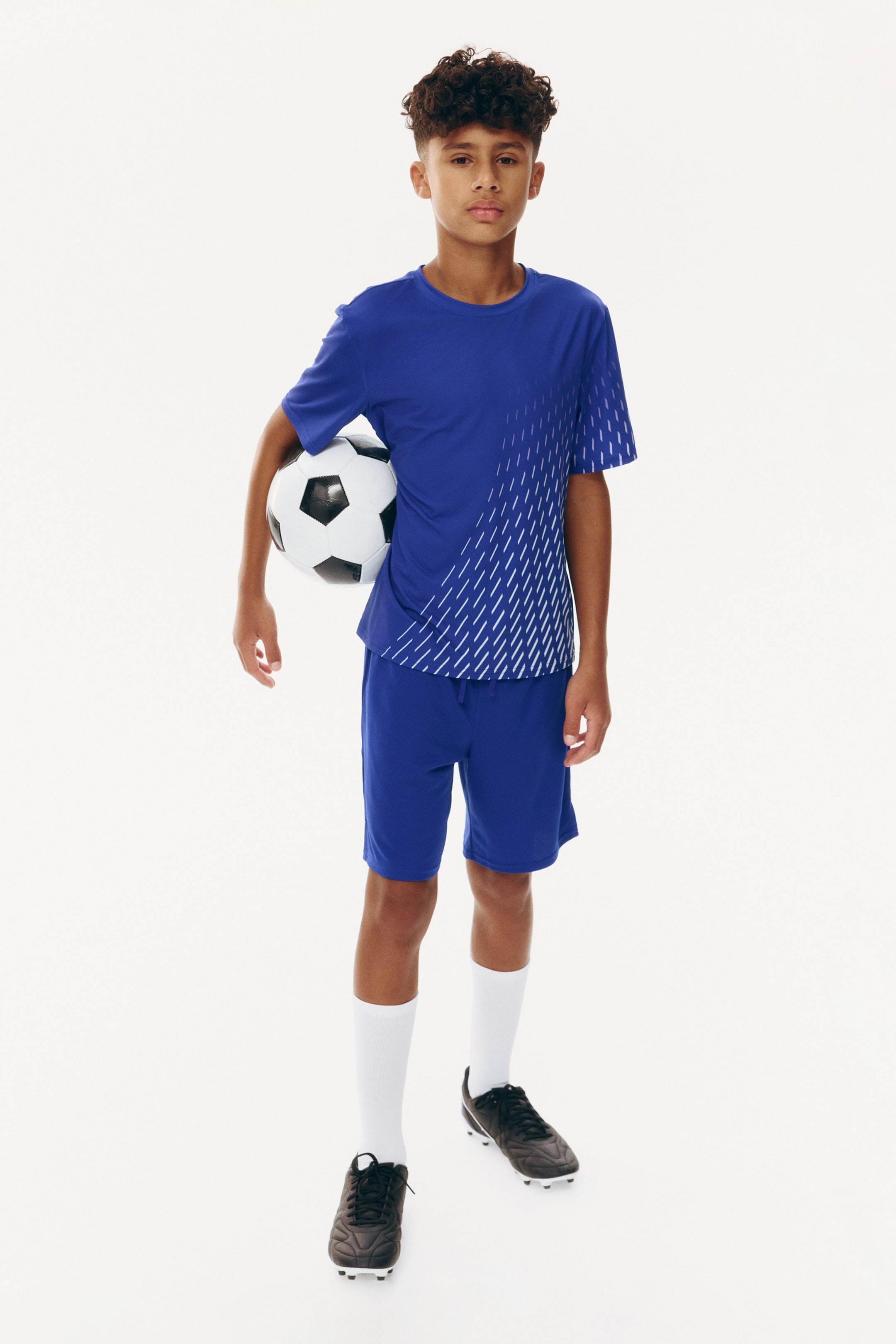 View larger image: 2-piece Sports set with DryMove™ - Bright blue - Kids | H&M 1