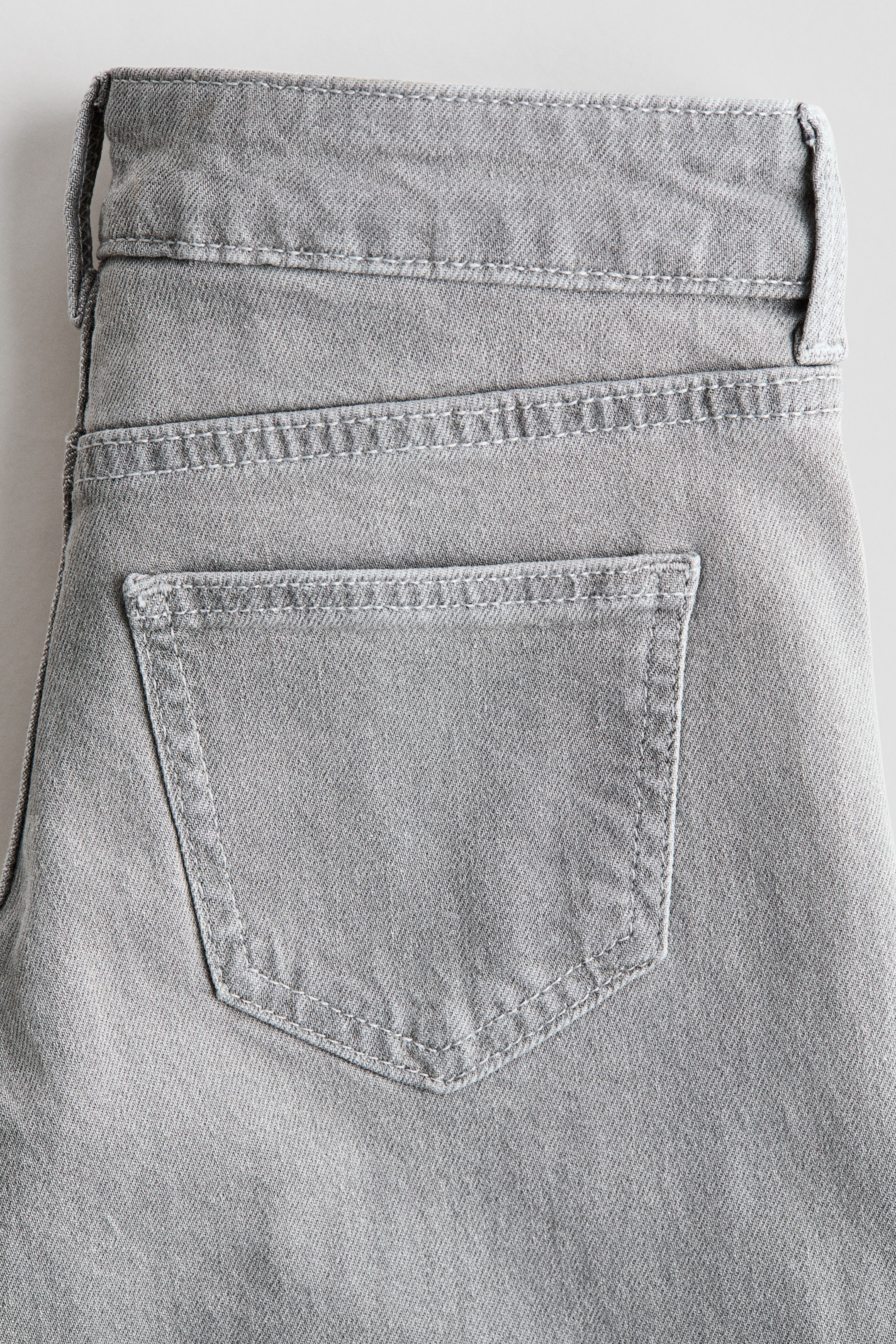Wide-Leg Low Jeans
