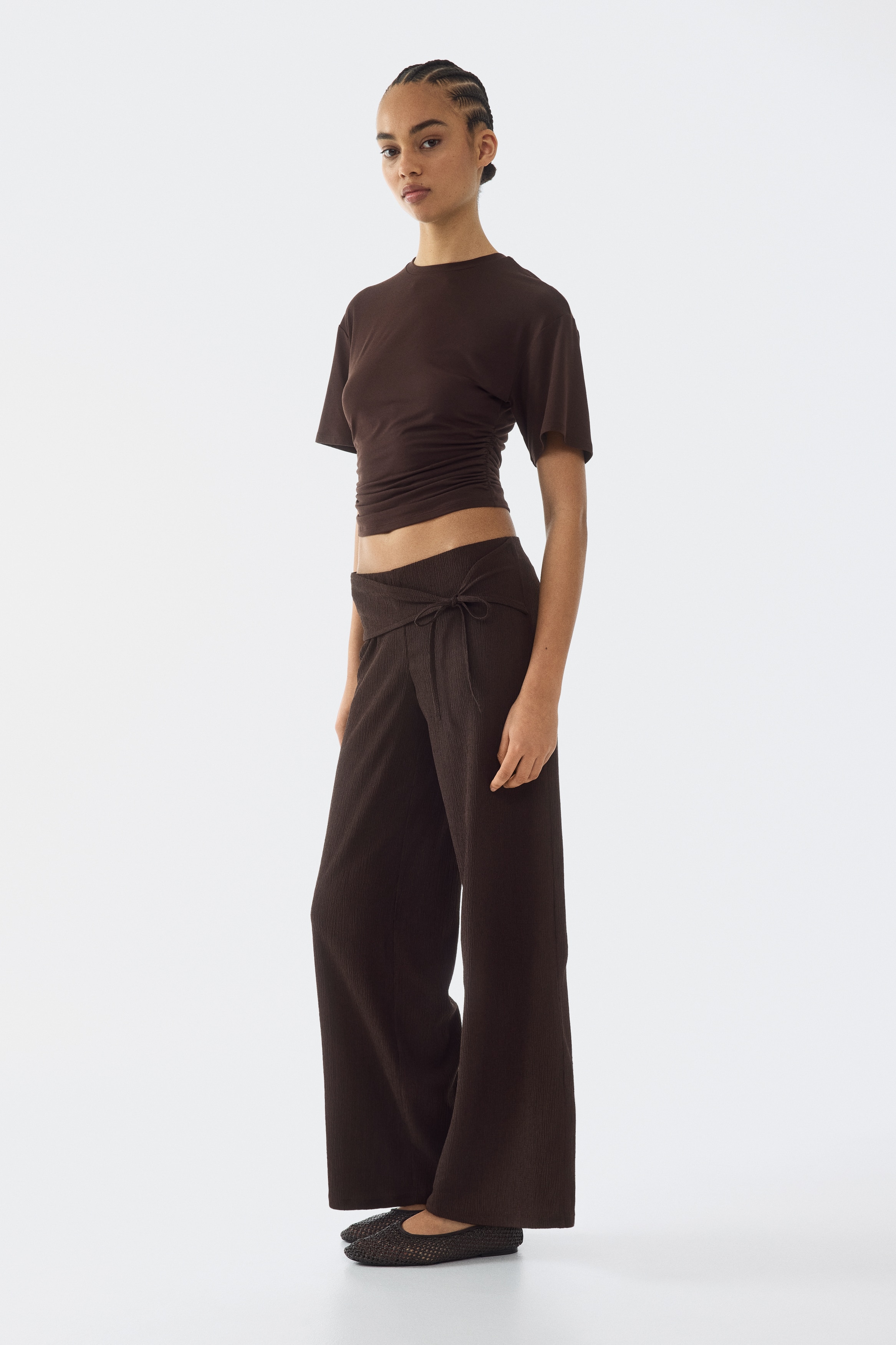 Pantalón de punto con lazada