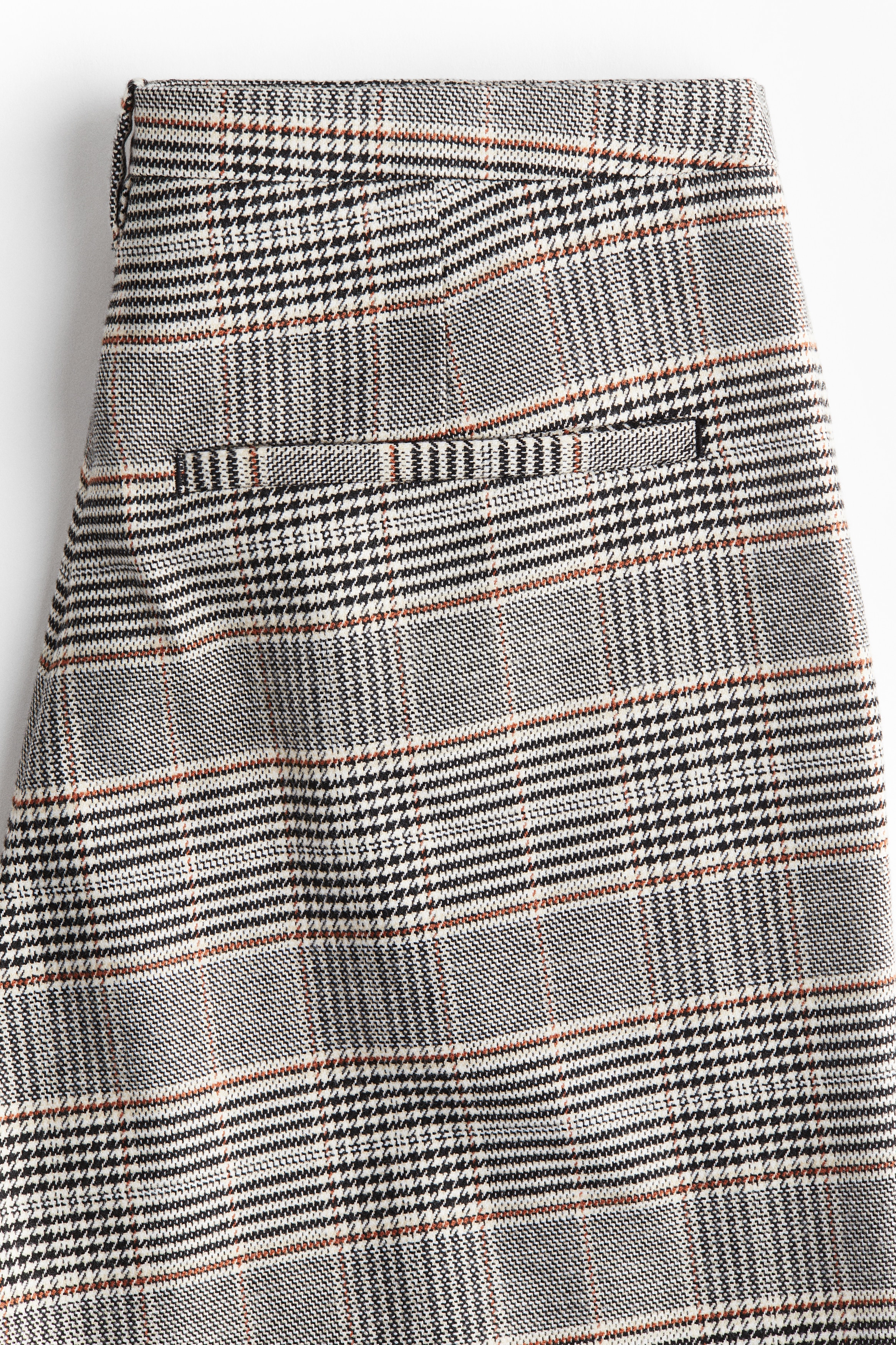 Wide tailored trousers
