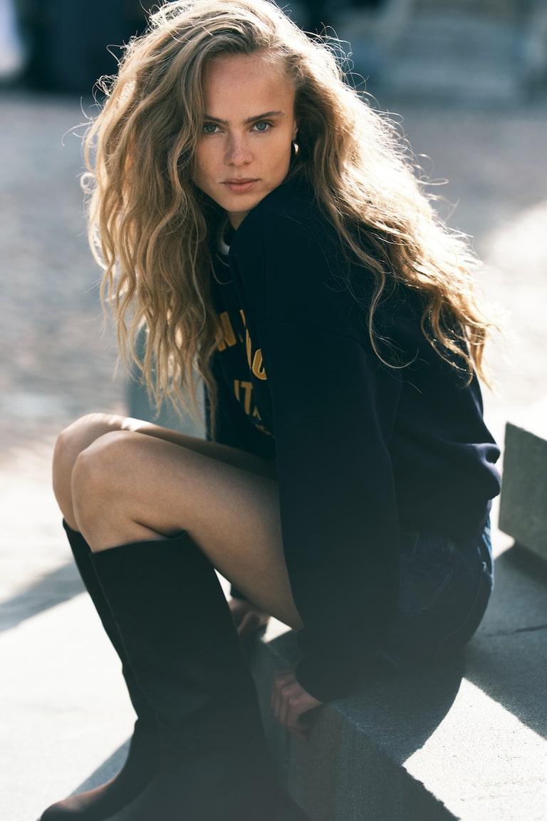 Sweatshirt mit Motiv Marineblau/Monte Bianco Ladies H&M DE