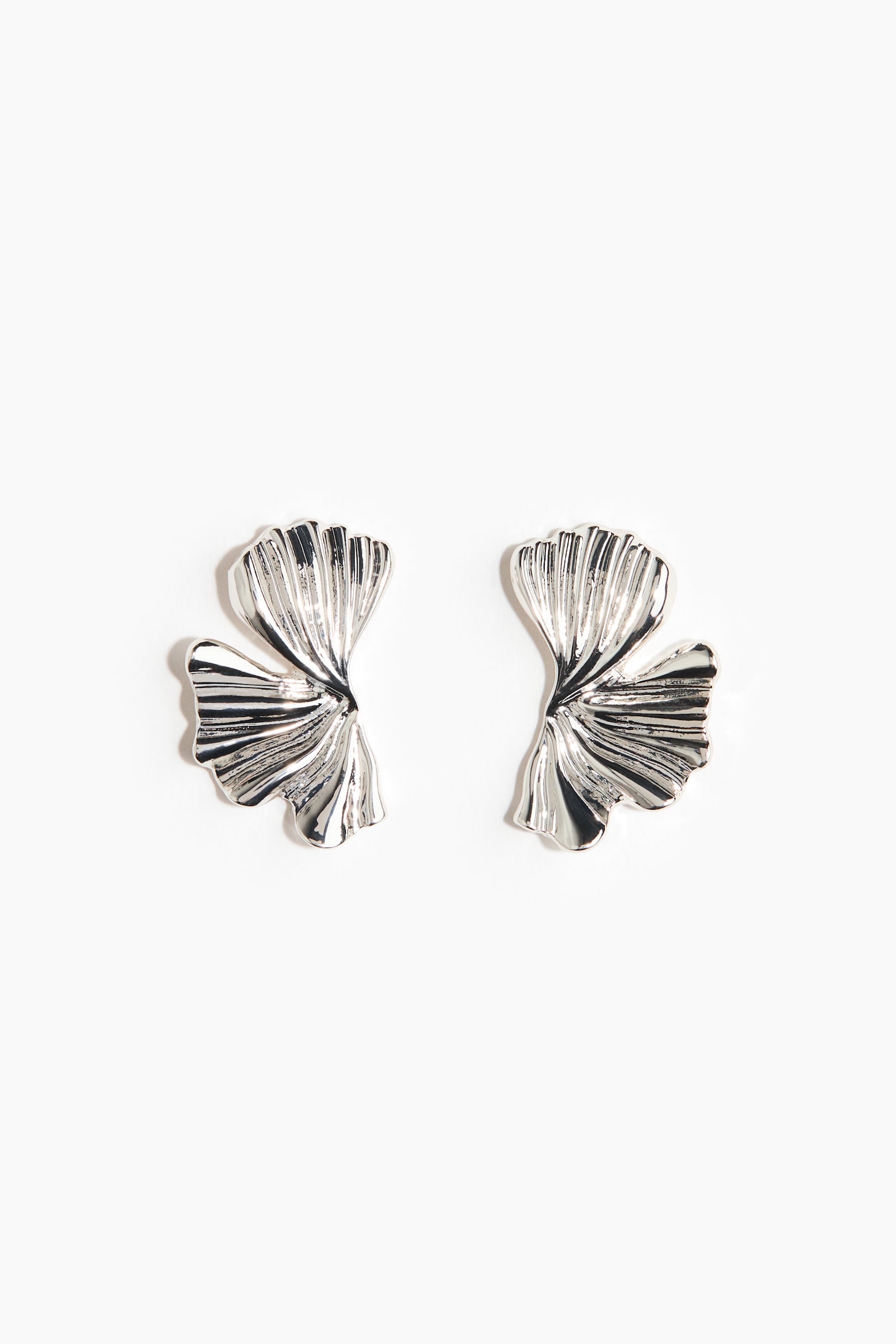 Petal-Shaped Earrings - Silver-colored