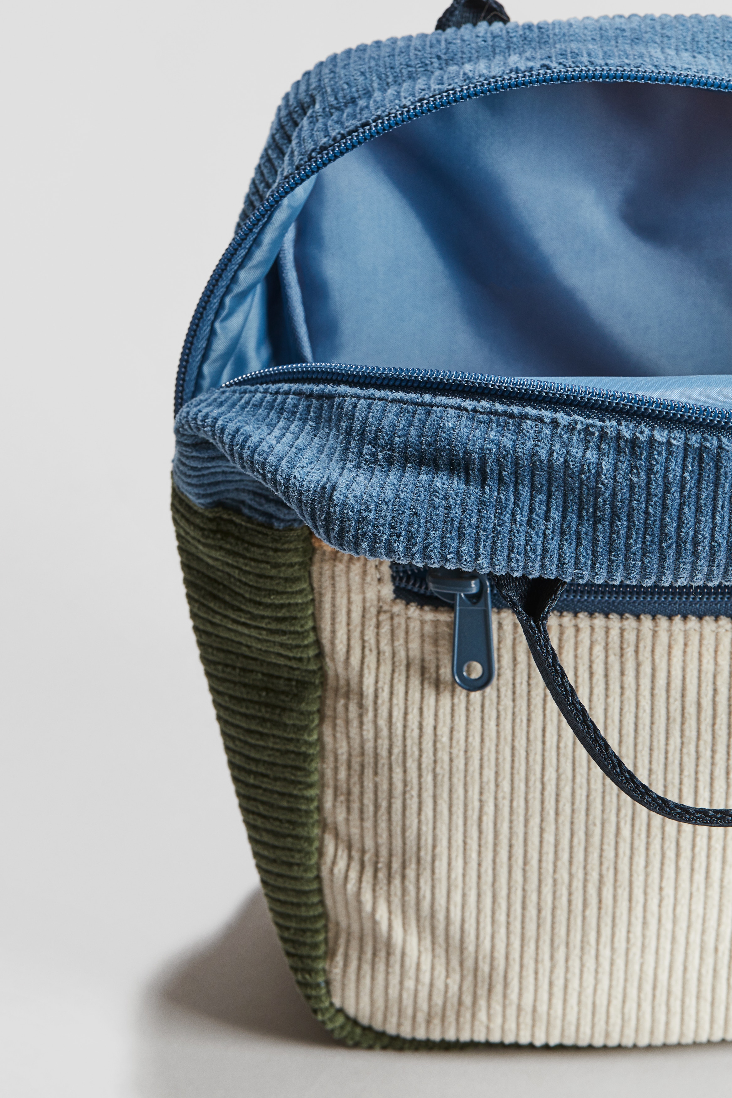 STAR TEAM Corduroy Backpack バッチ付 STAR TEAM CORDUROY BACKPACK BLACK - Jobless 【ジョブレス