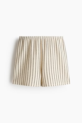 Stickade dra-på-shorts