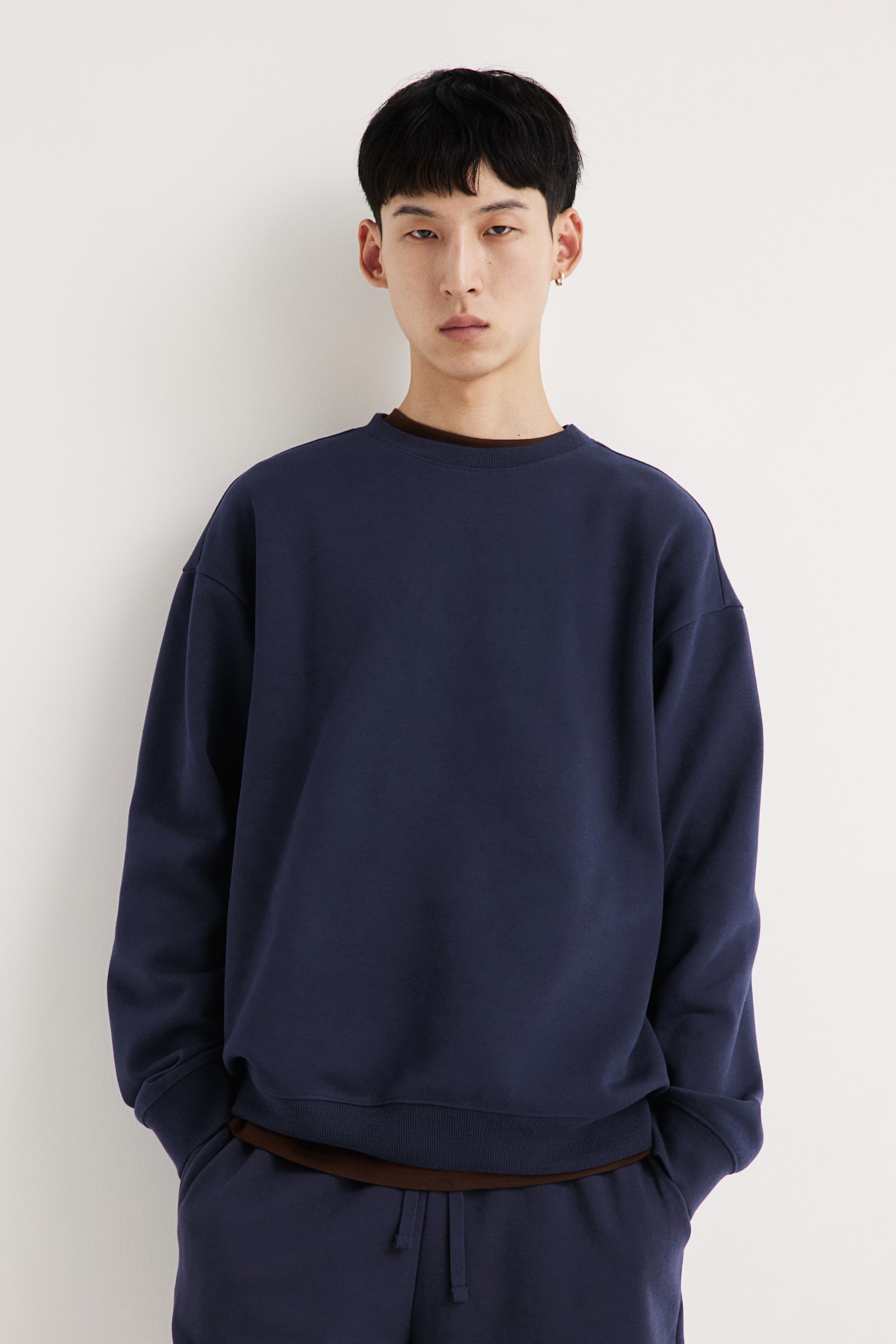 Sweatshirt Loose Fit - Mörkblå/Svartmelerad/Vinröd/Pistagegrön/Ljus gråmelerad/Svart/Ljusbeige/Crèmevit/Salviagrön/Beige/Rosa/Ljusgrå/Mörkgrön/Dimrosa/Klarblå/Gråbeige/Mörk khakigrön/Vinröd/Vit/Ljusgråmelerad/Mörkgrön/Beige - 1