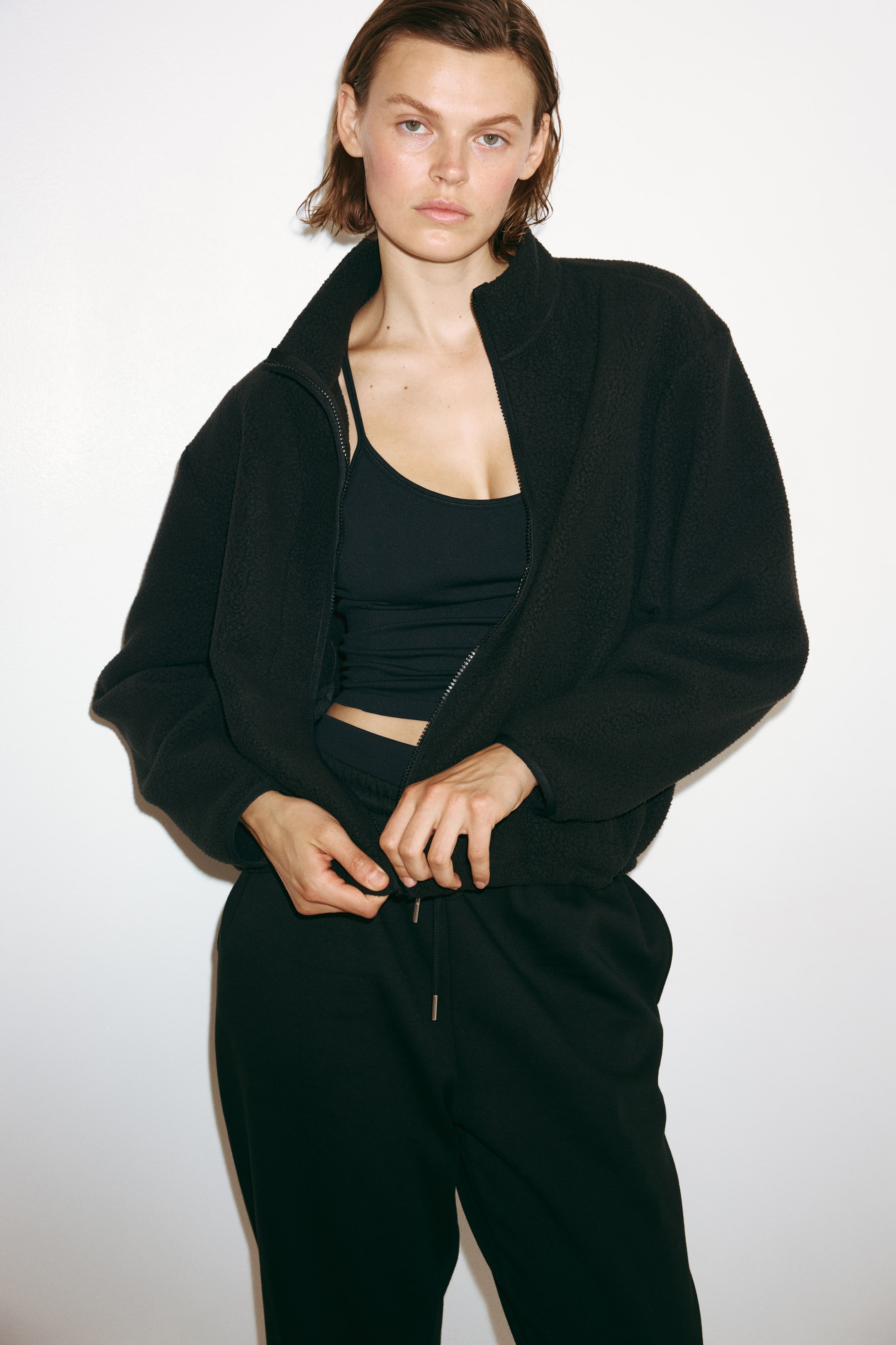 Женские куртки H&M Teddy Fleece Activewear Jacket — фото 3