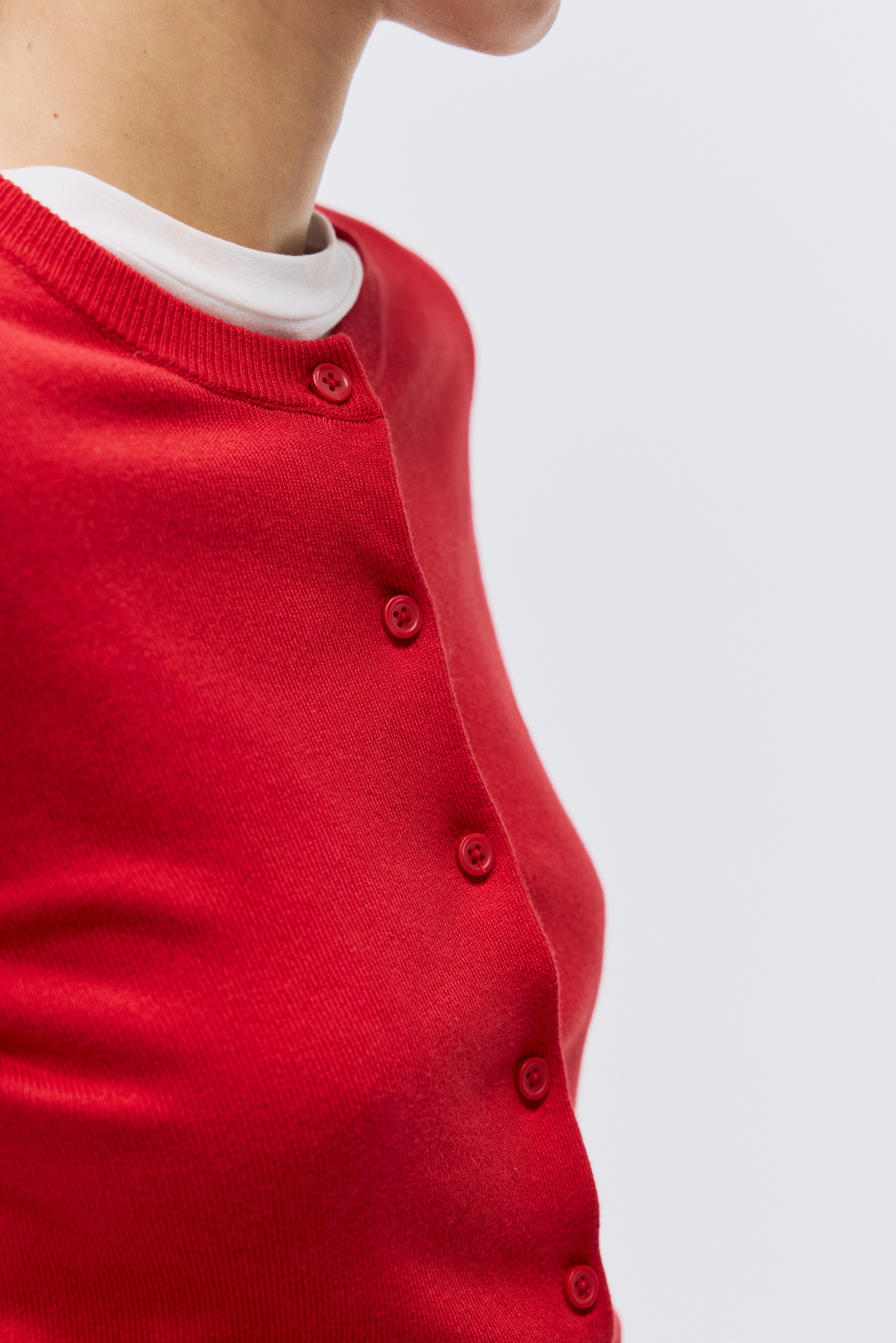 Fine-knit cardigan