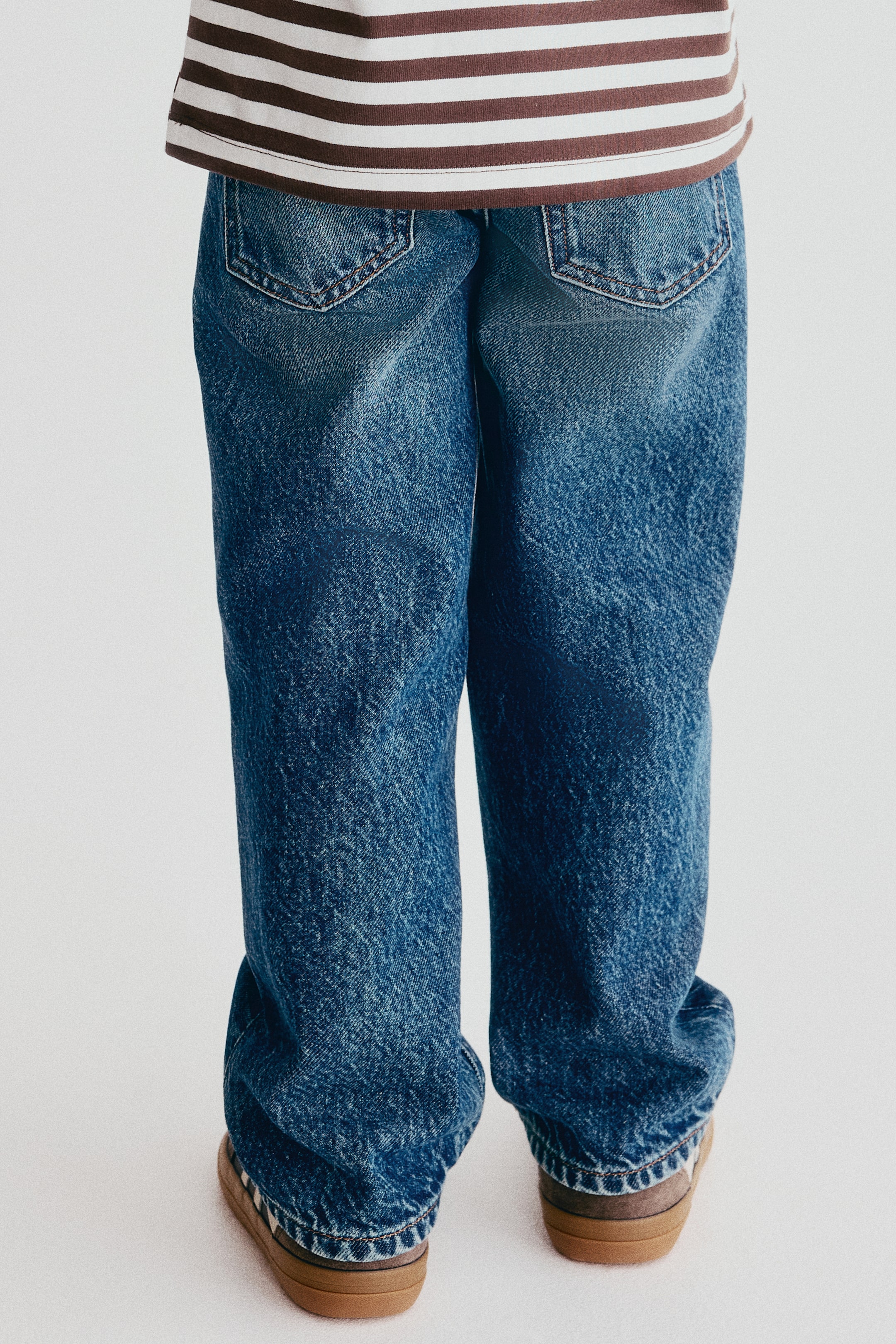 Loose-Fit Jeans