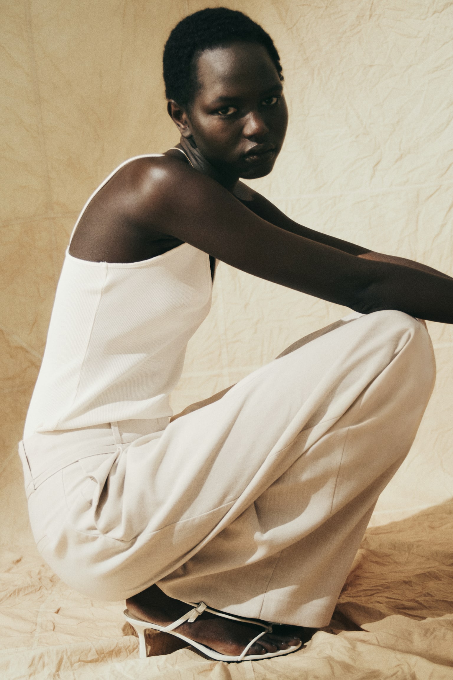 Κομψό παντελόνι - Ανοιχτό μπεζ/Μαύρο - 5