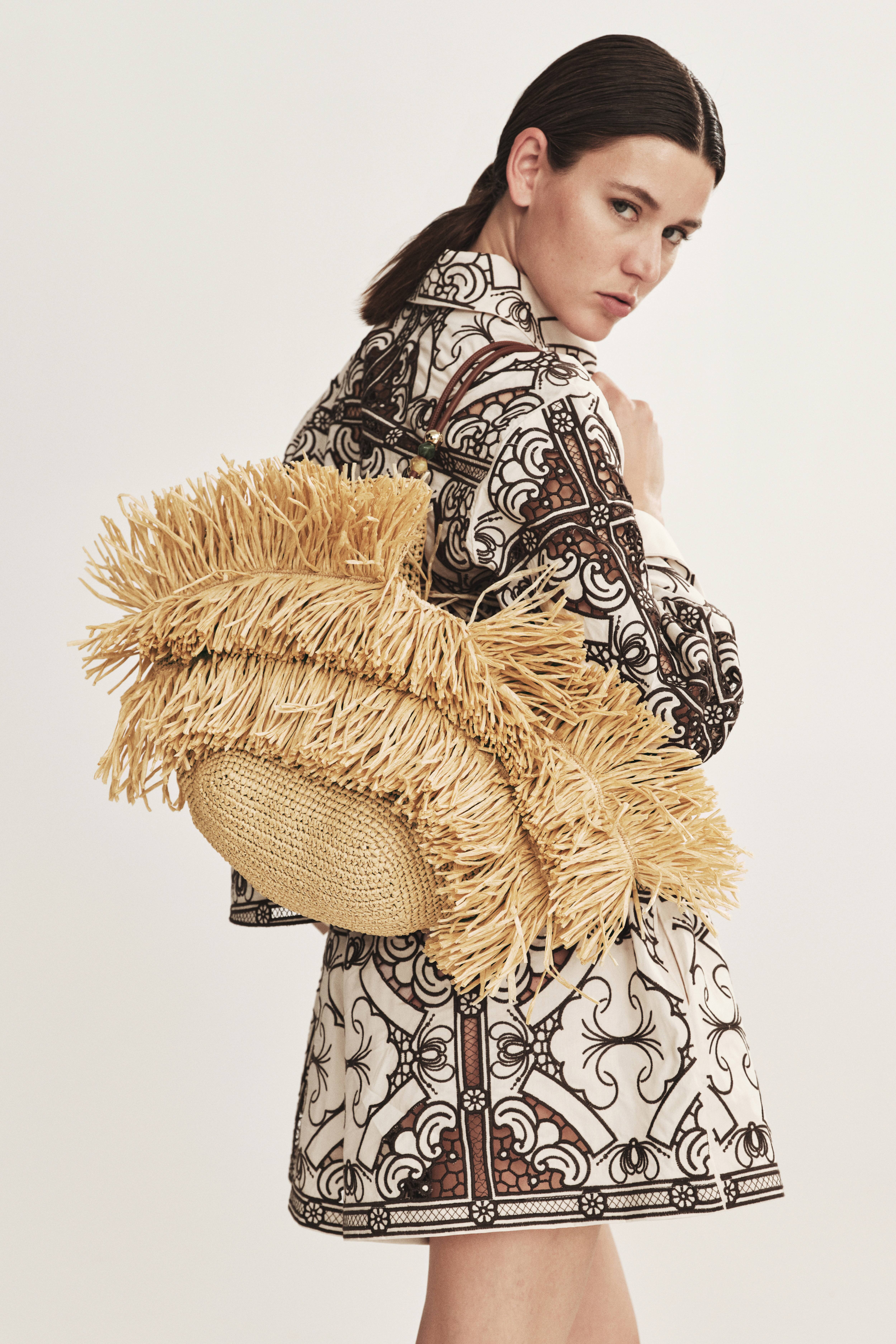 Fringed Straw Shopper