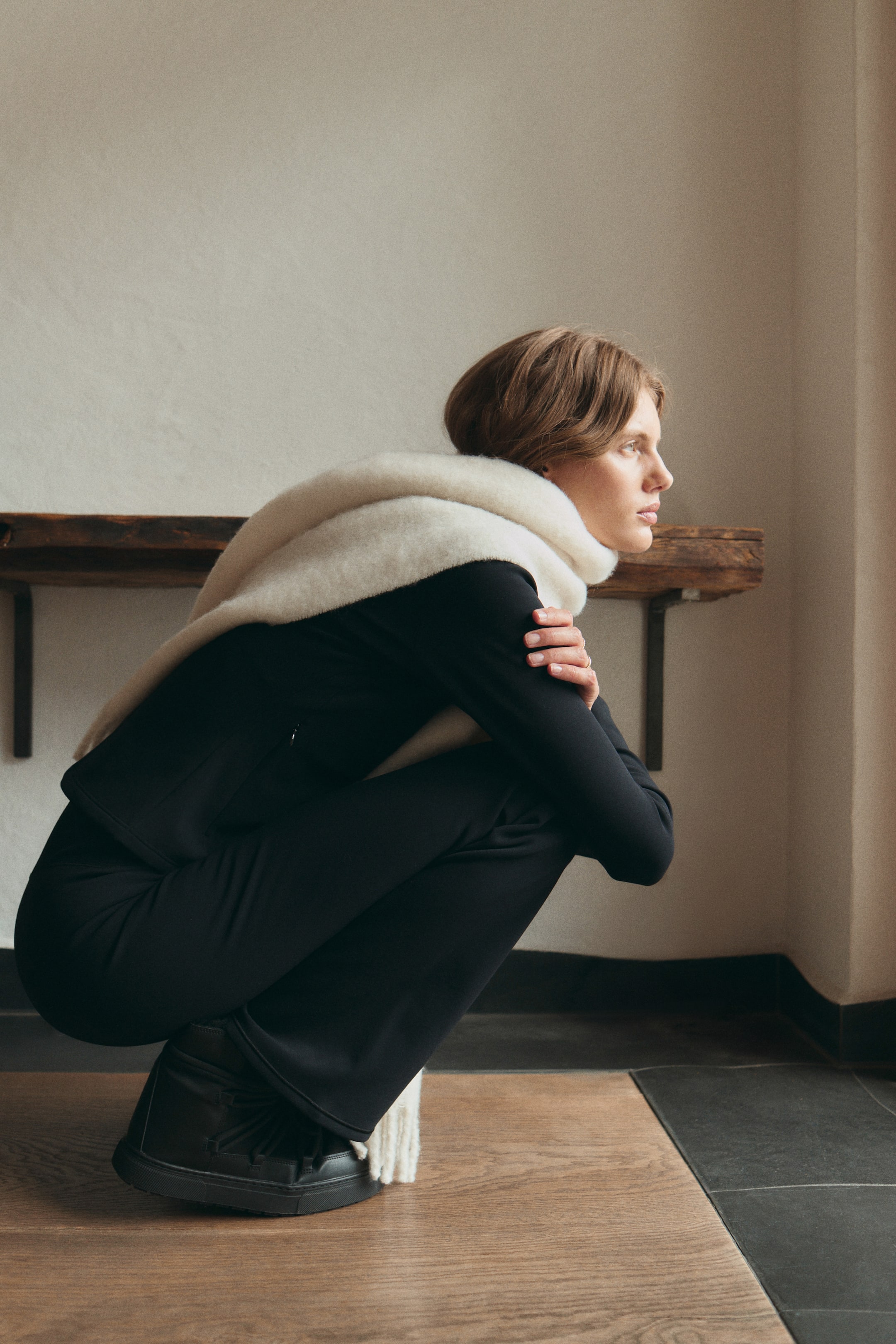 View larger image: Warming Flared sports leggings with ThermoMove™ - Black - Ladies | H&M HK 3