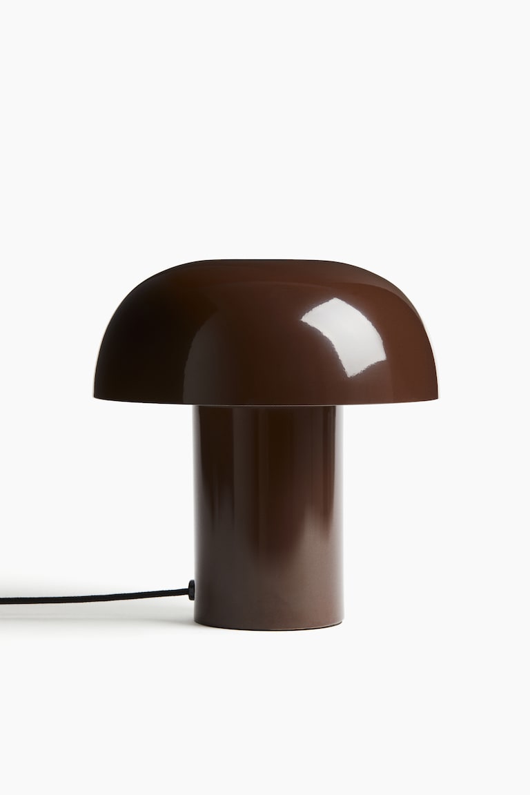 Lampe de table en métal