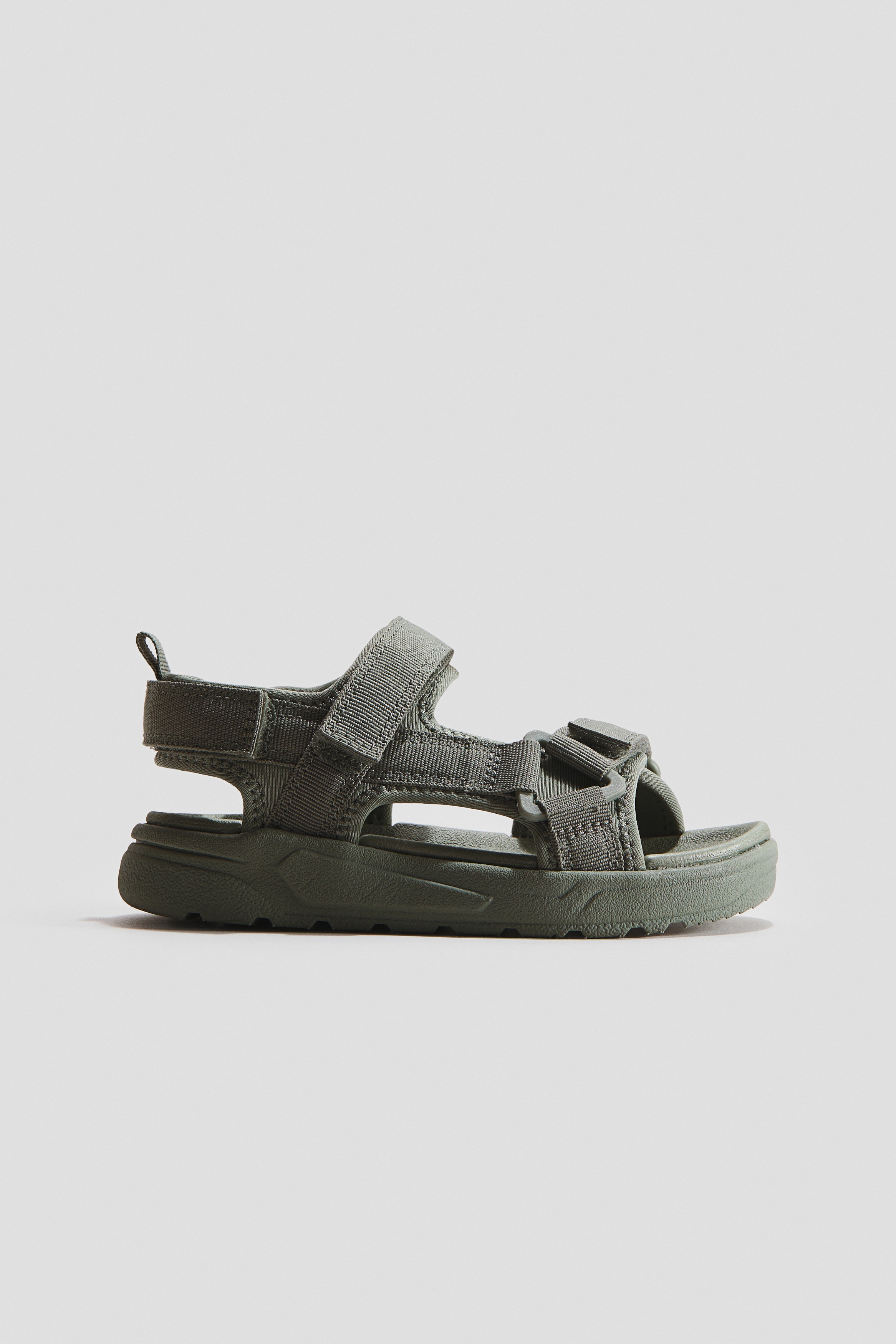 Scuba sandalsModel