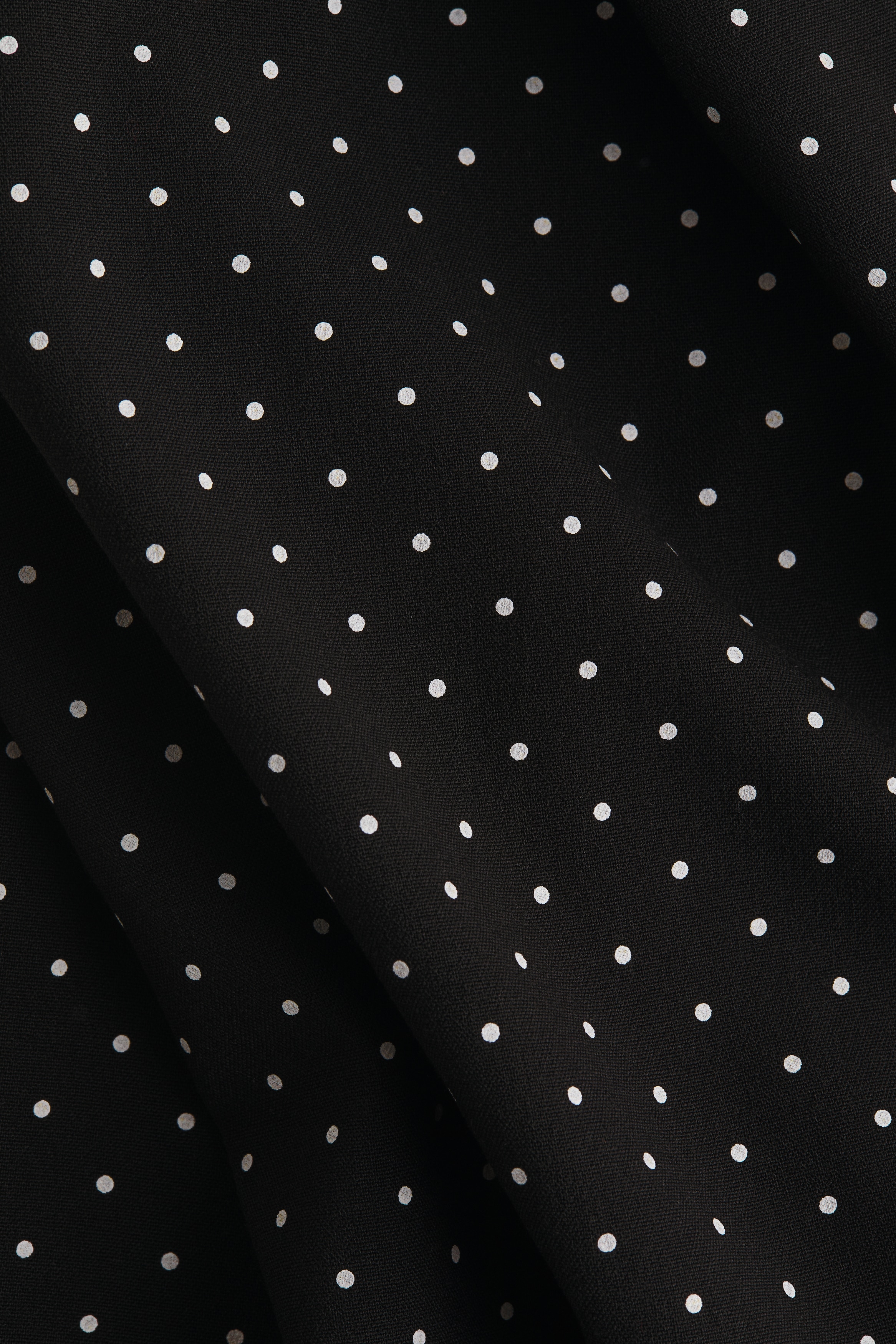 One-shoulder dress