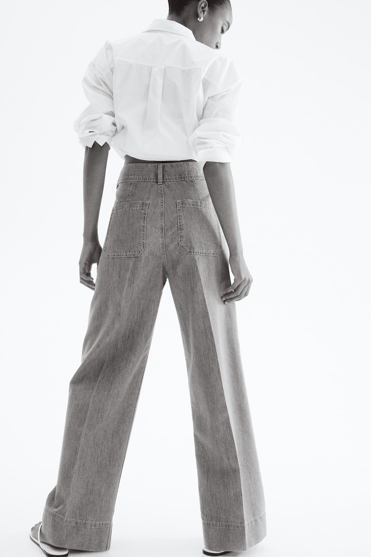 Wide High Jeans - image 3