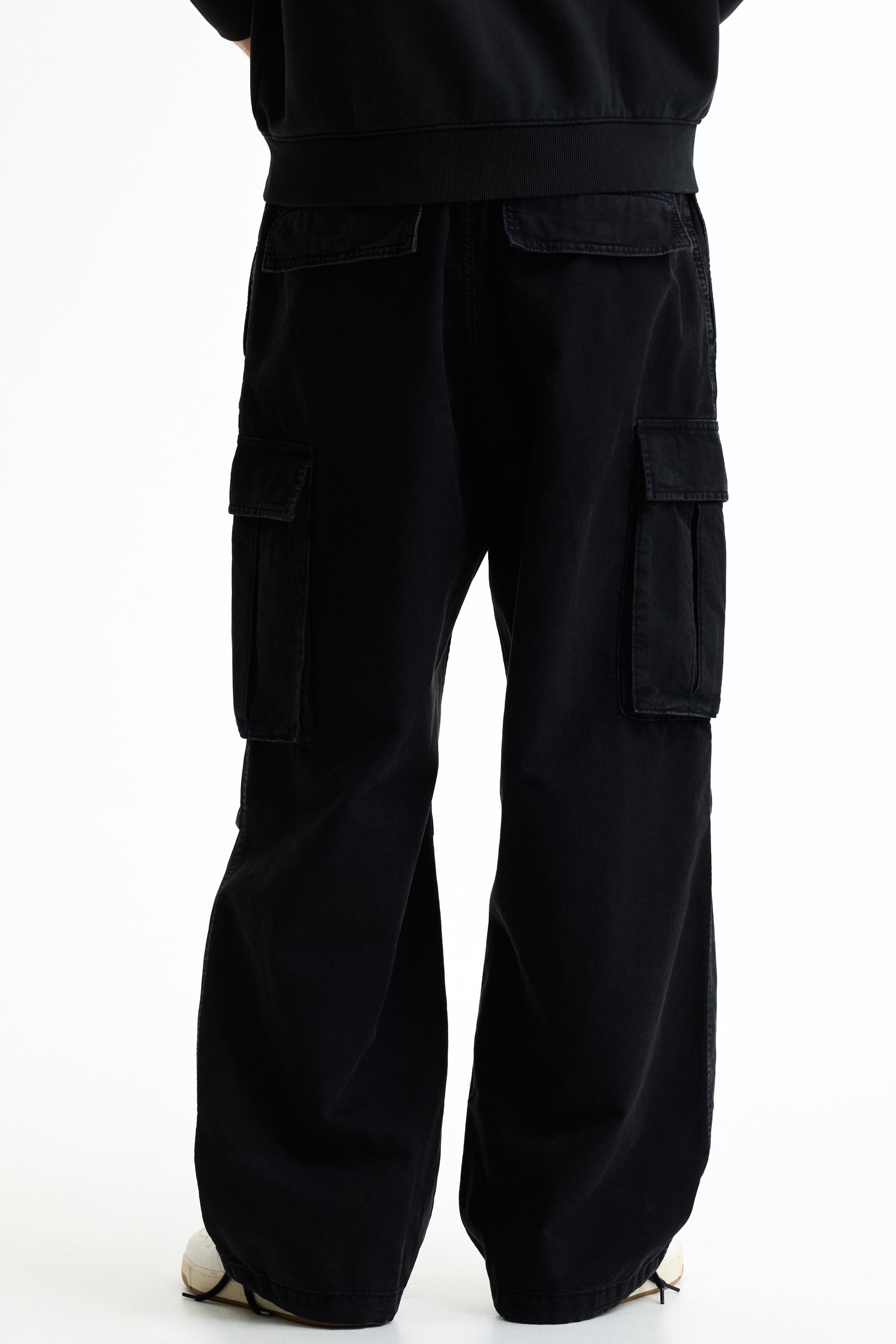 Мужские брюки H&M Loose-Fit Cargo Pants — фото 4