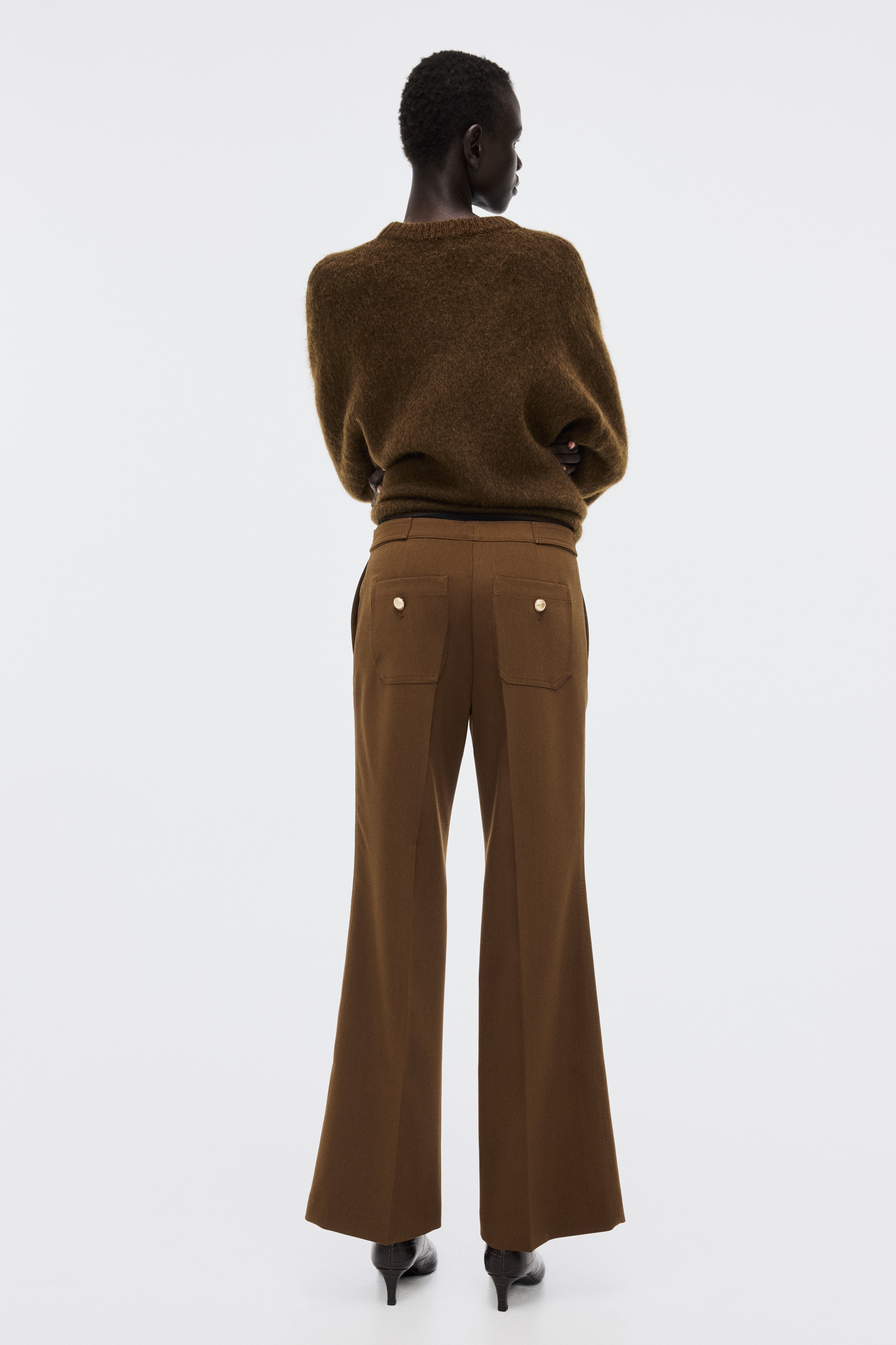 Ladies - Dark Brown Flared Dress Pants - Size: 6 - H&M Ladies - Dark Brown Flared Dress Pants - Size: 6 - H&M