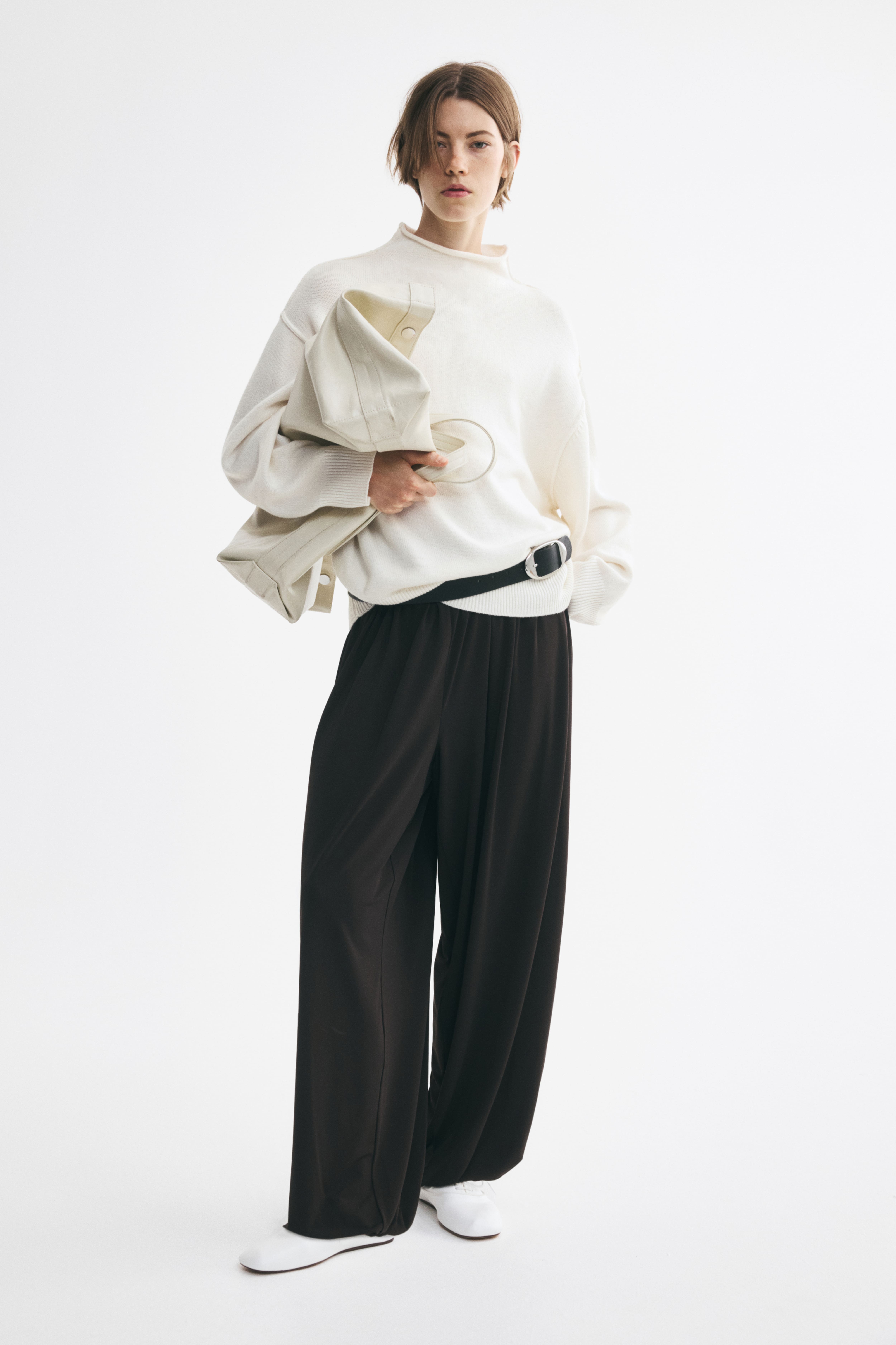 Oversized Wool-Blend Sweater