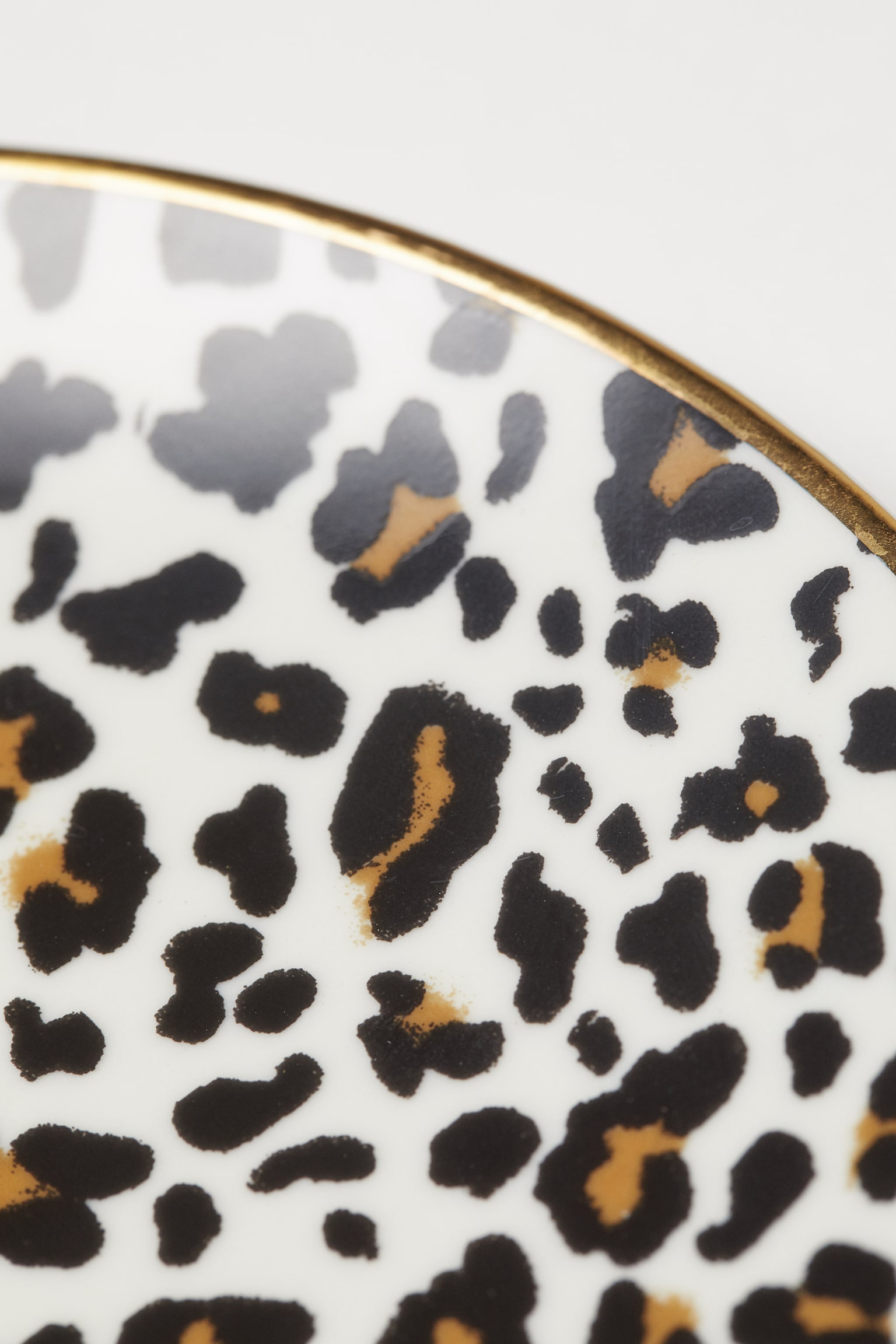 Small porcelain plate - White/Leopard print - 5