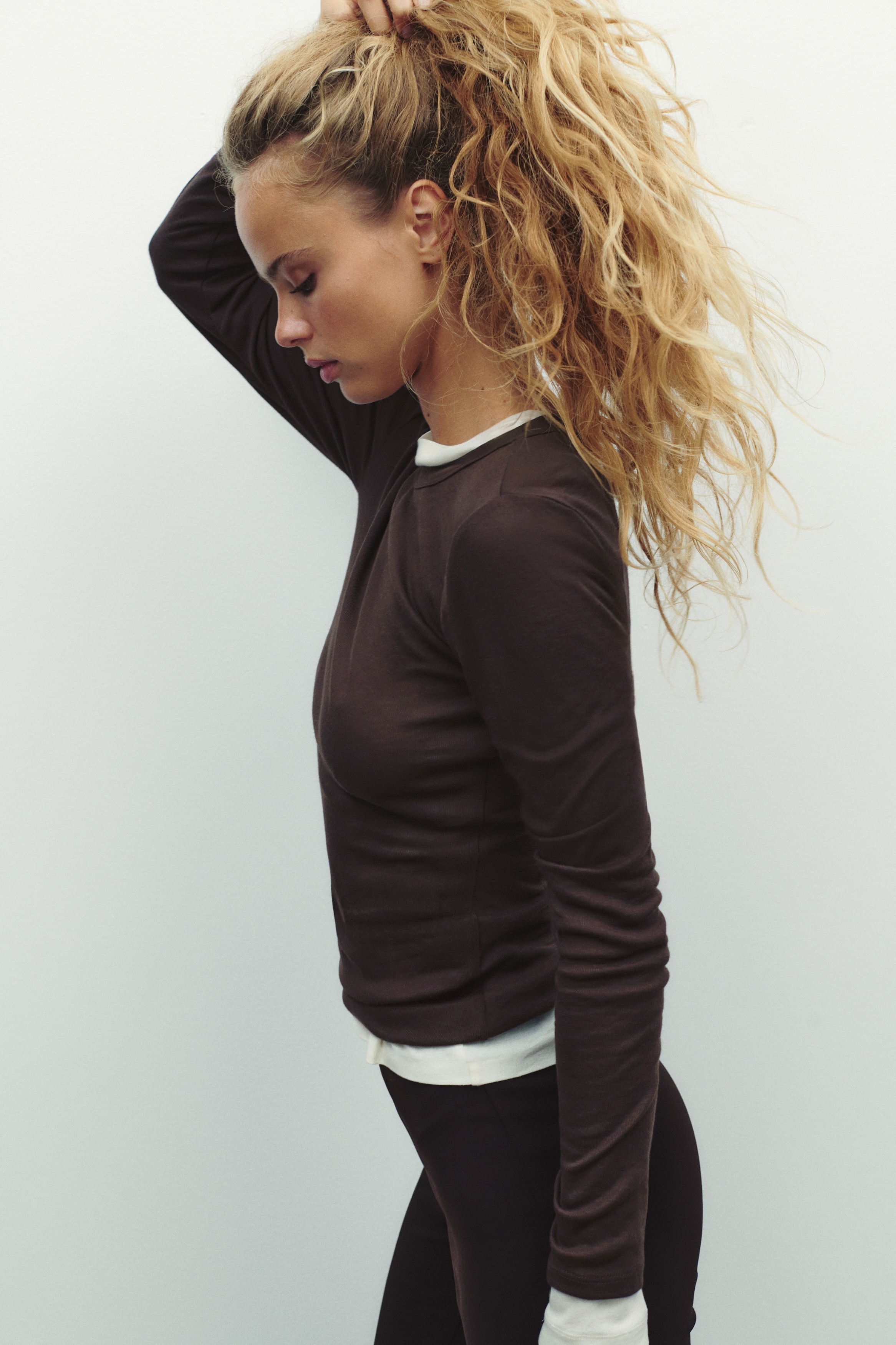 Fitted Long-Sleeved Top thumbnail 5