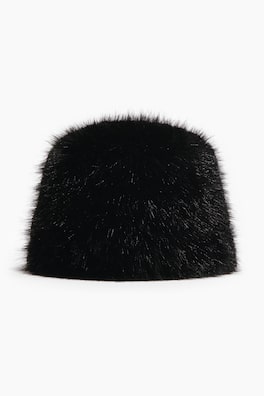 Fluffy-Knit Bucket Hat