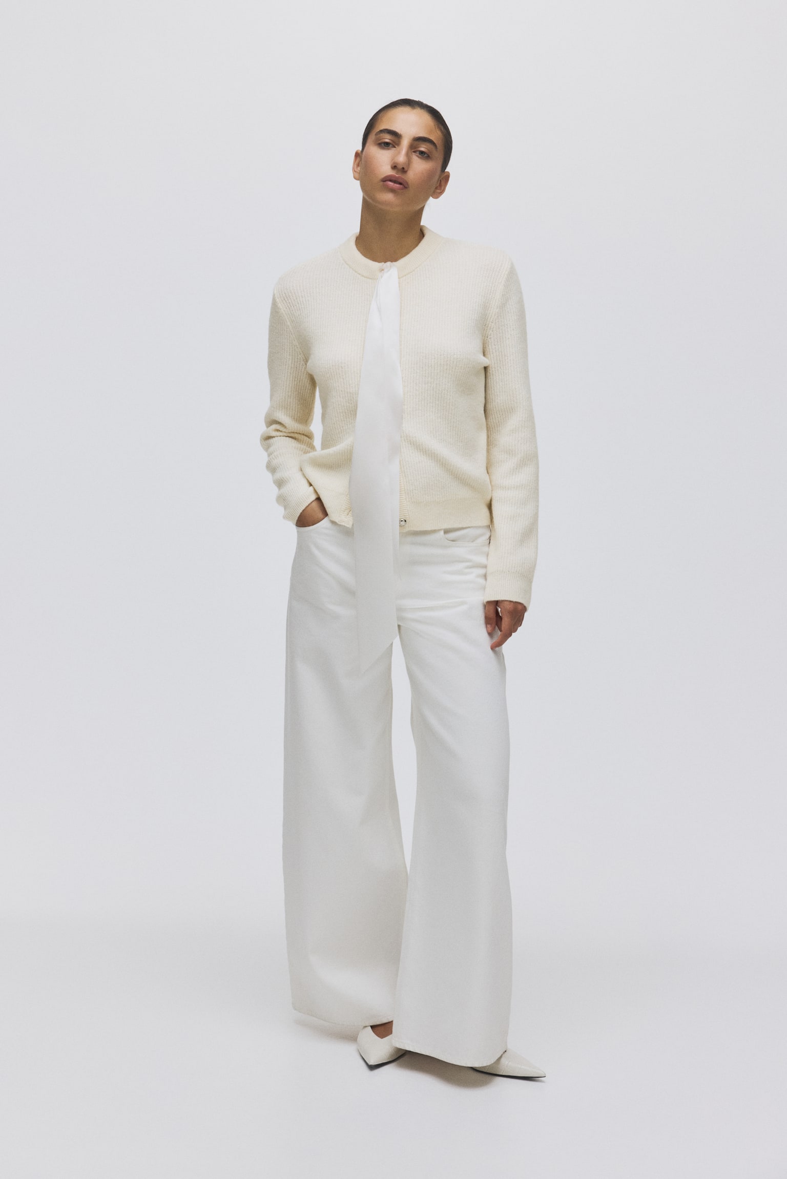 Bow-Detail Cardigan - Cream/Black - 3