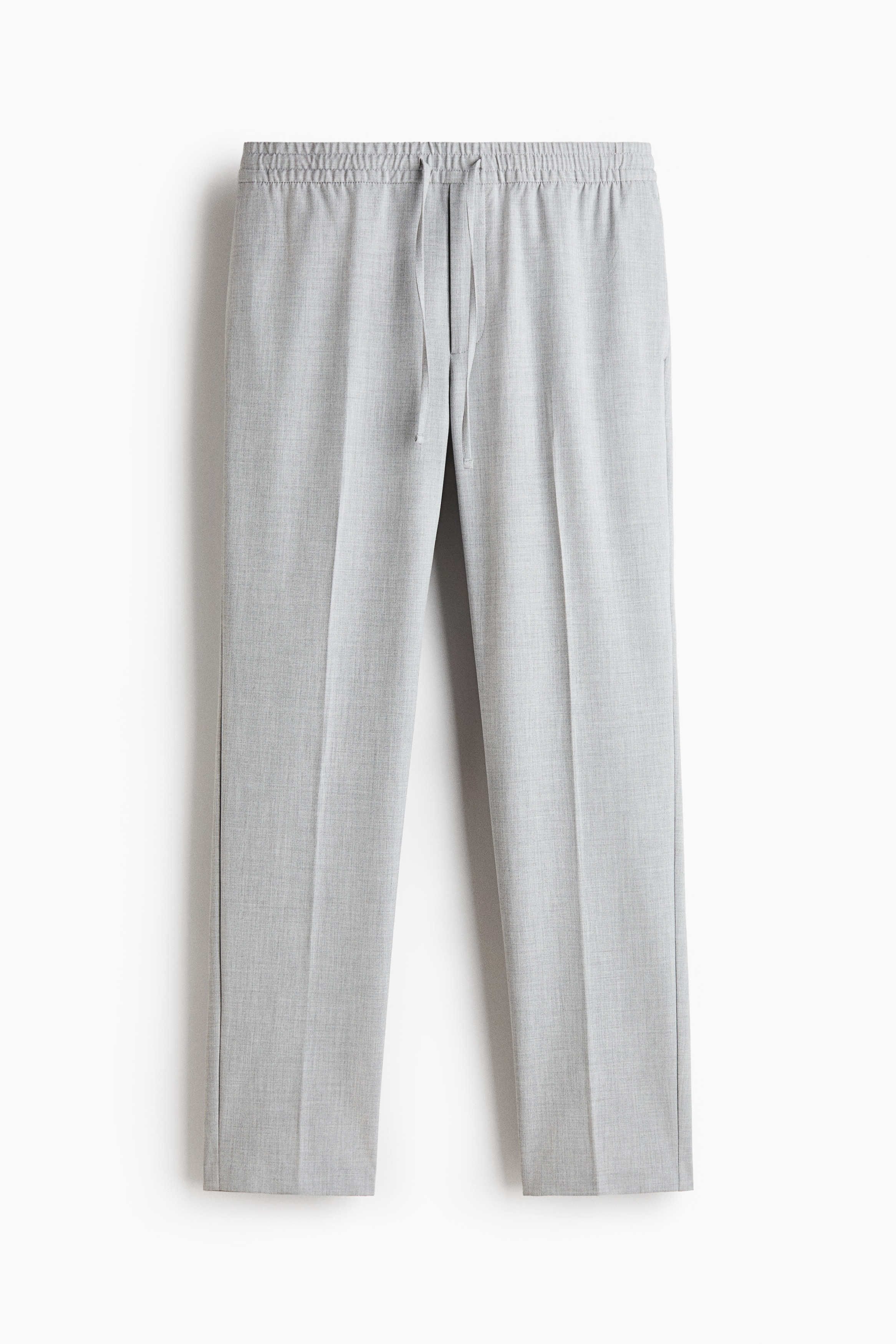 Î ÏοÏαÏμοÏμÎνο ανοιÏÏÏ Î³ÎºÏι joggers αÏÏ Ï
ÏανÏÏ ÏÏαÏμα ÏοÏιÎÏαι αÏÏ Ïο μονÏÎλο, με slim fit γÏαμμή και ÎνÏÎ¿Î½ÎµÏ ÏÏάκιÏÎµÏ ÏοÏ
διαÏÏÎÏοÏ
ν Ïο μÏÏοÏÏÎ¹Î½Ï Î¼ÎÏÎ¿Ï ÏÏν ÏοδιÏν. Το μονÏÎλο ÏÏÎκεÏαι με Ïα ÏÎÏια να ακοÏ
μÏοÏν ÏÏÎ¹Ï ÏλαÏνÎÏ ÏÏÎÏεÏ, ÏÏ
νδÏ
άζονÏÎ±Ï Ïο ÏανÏελÏνι με Îνα ÏκοÏÏο γκÏι crewneck sweater και μαÏÏα δεÏμάÏινα loafers.