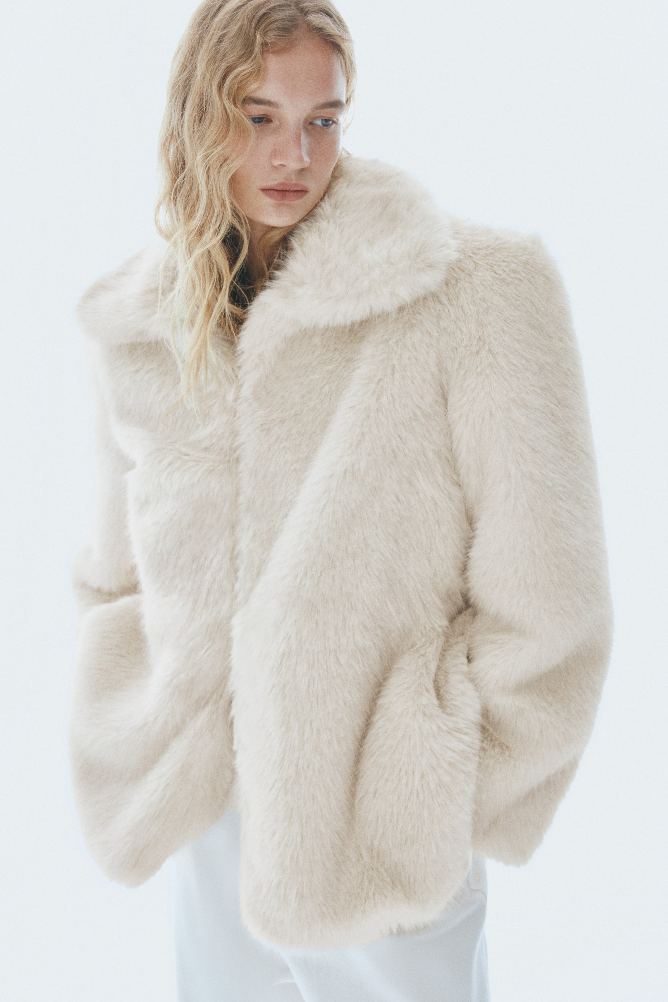 View larger image: Shoulder-pad jacket - Light beige - Ladies | H&M IE 2