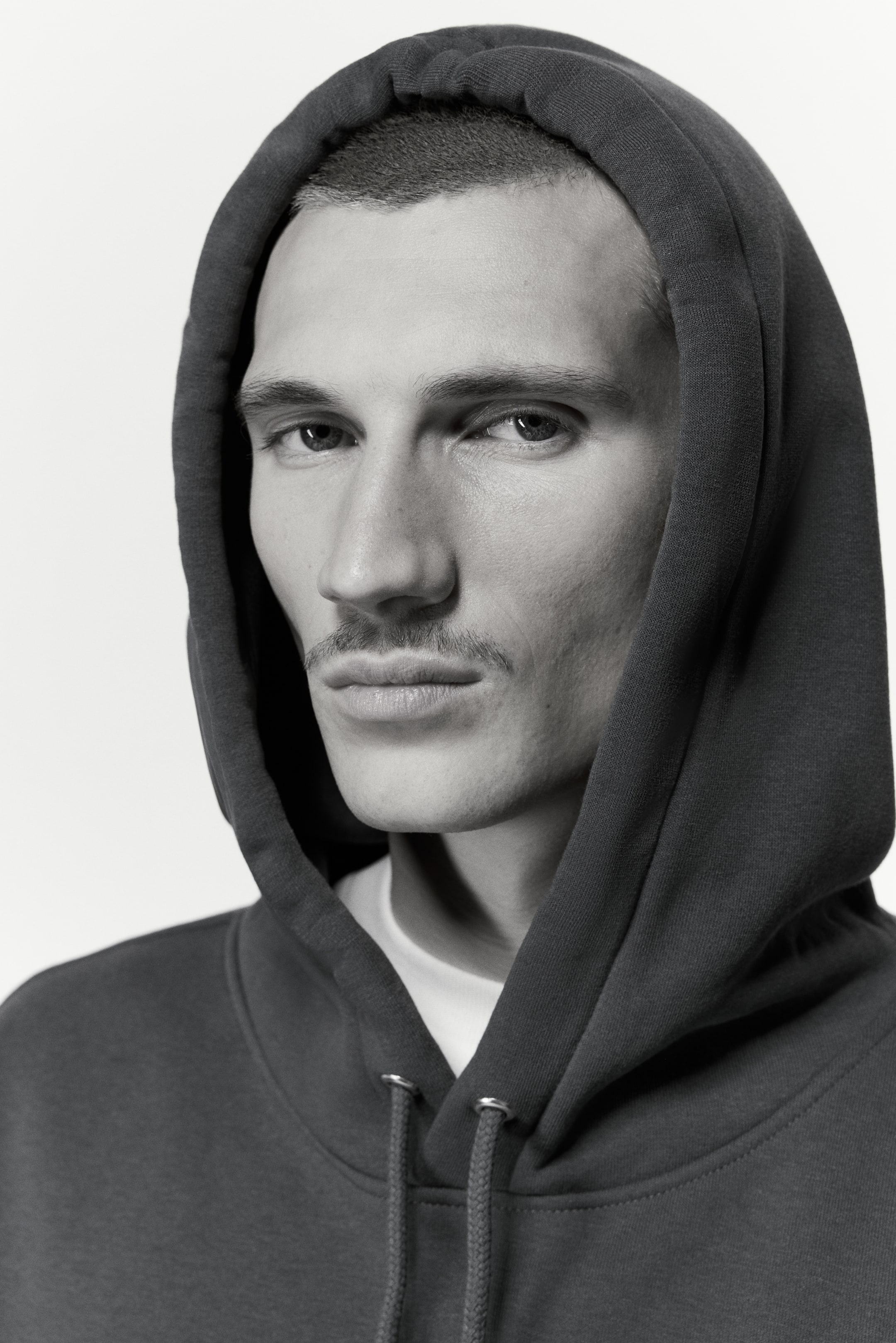 拡大画像を表示: ルーズフィットスウェットパーカ - ダークティール - Men | H&M JP 2