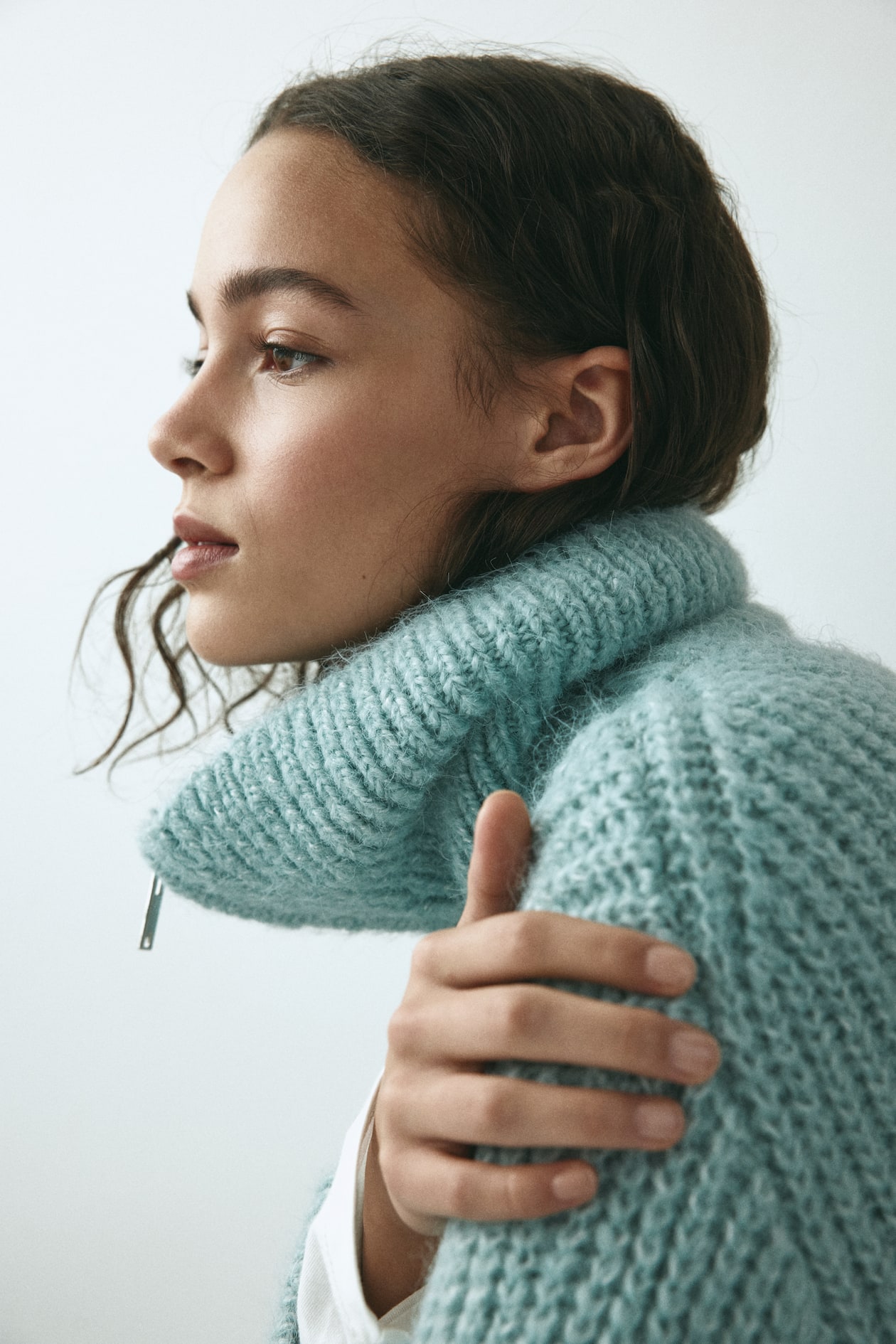 Cardigan with Zipper - image 4