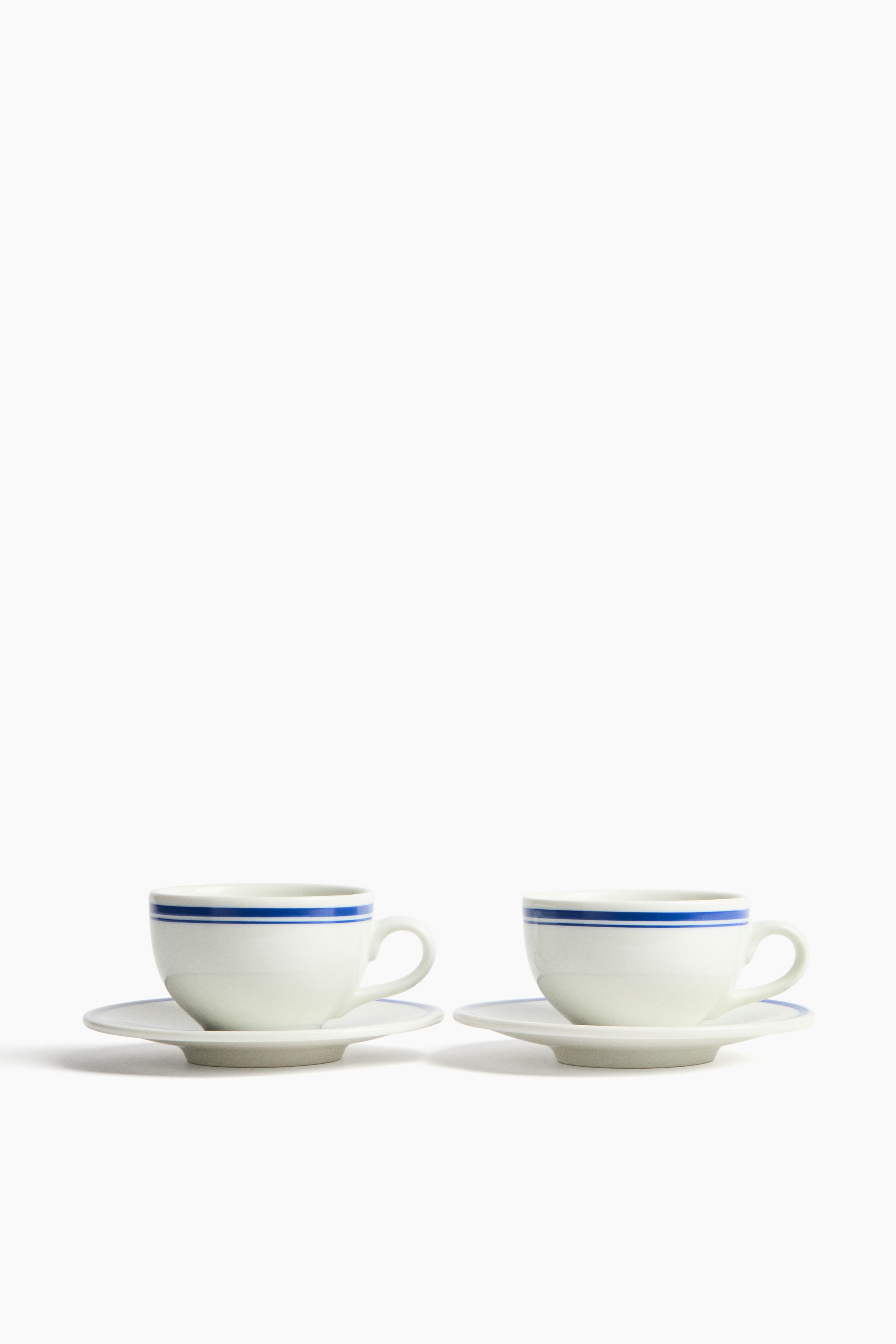 Filiżanka do cappuccino i spodek 2-pak - Biały/Niebieski/Biały/Czarny/Biały/Czerwony