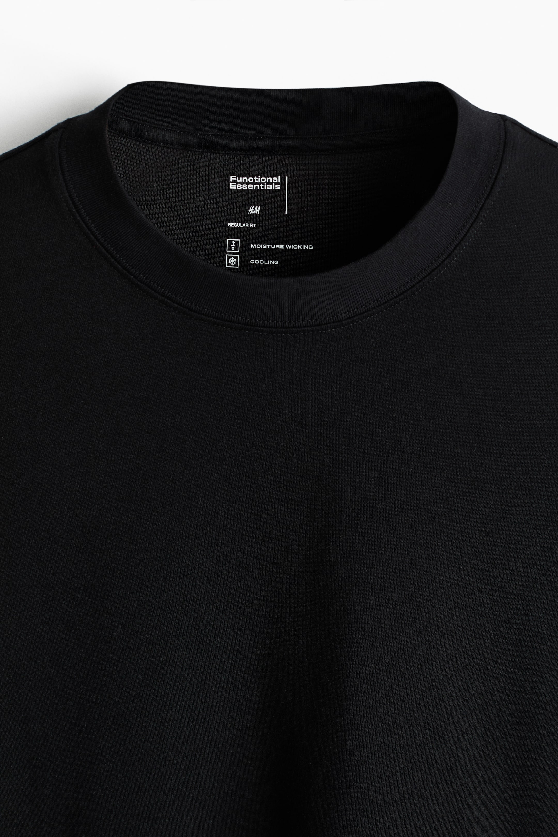 Cooling Regular-Fit Long-Sleeved T-Shirt