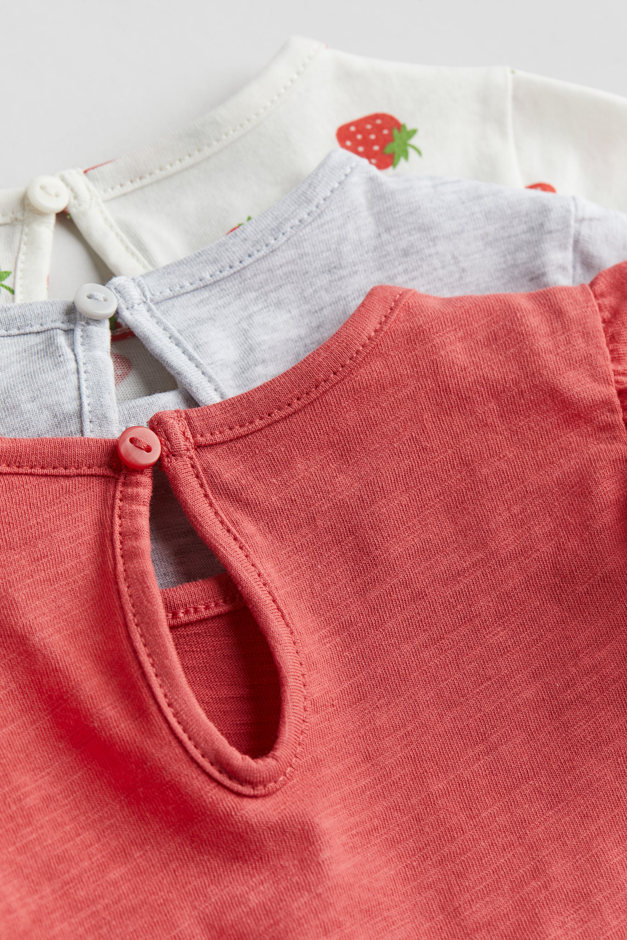 Xem ảnh lớn hơn: Bộ 3 áo cotton jersey - Màu đỏ/Dâu tây - Kids | H&M VN 2