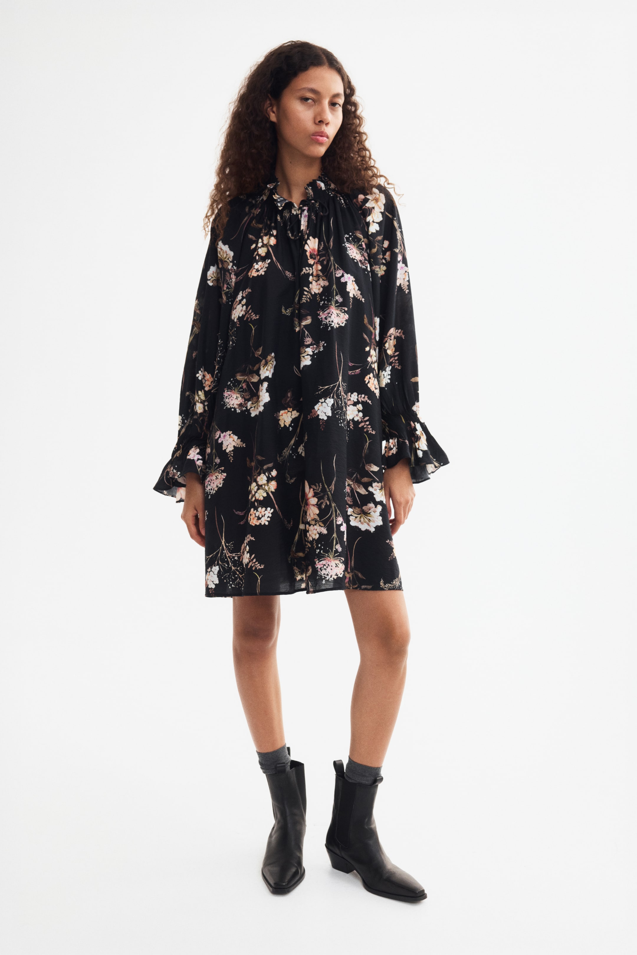 Robe tunique avec ceinture à nouer
