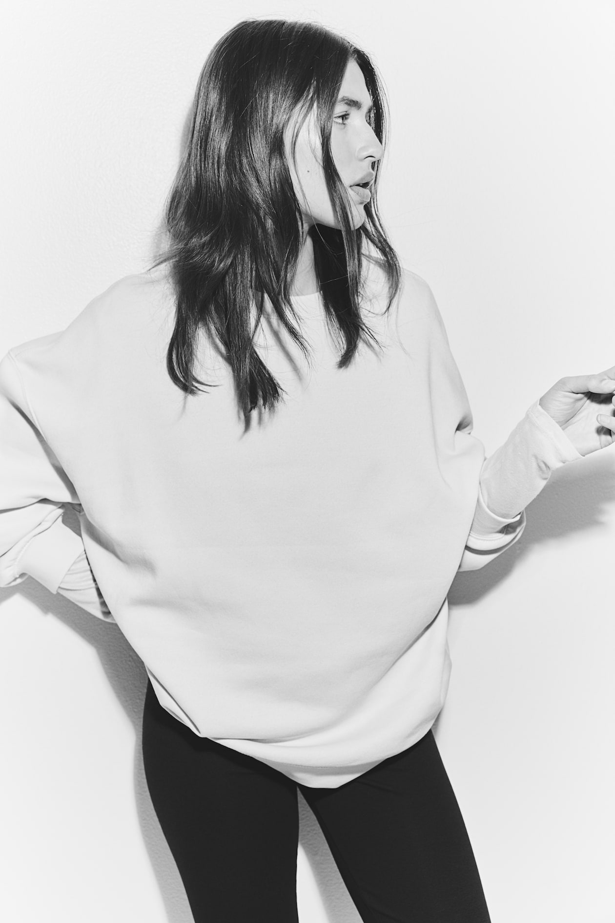 Oversized sweatshirt Light beige Ladies H&M US