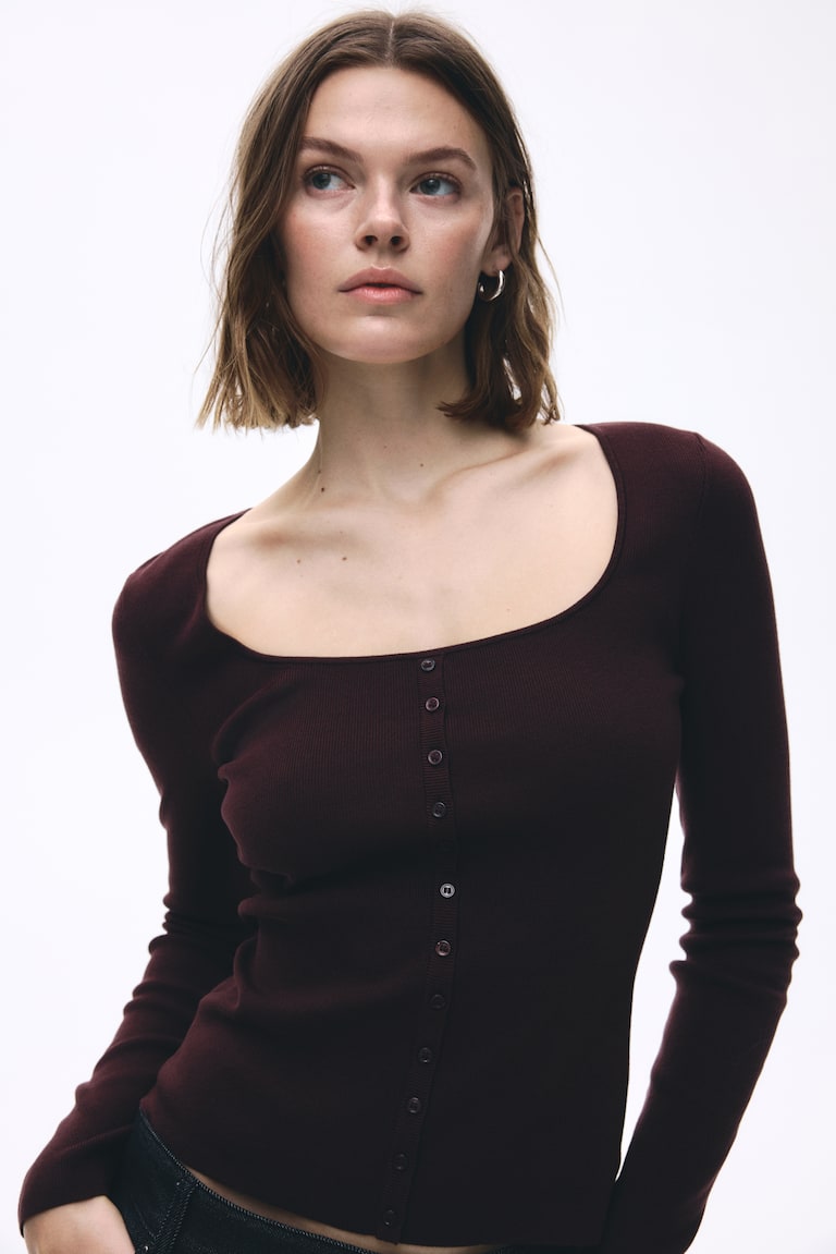 Bluza s četvrtastim izrezom