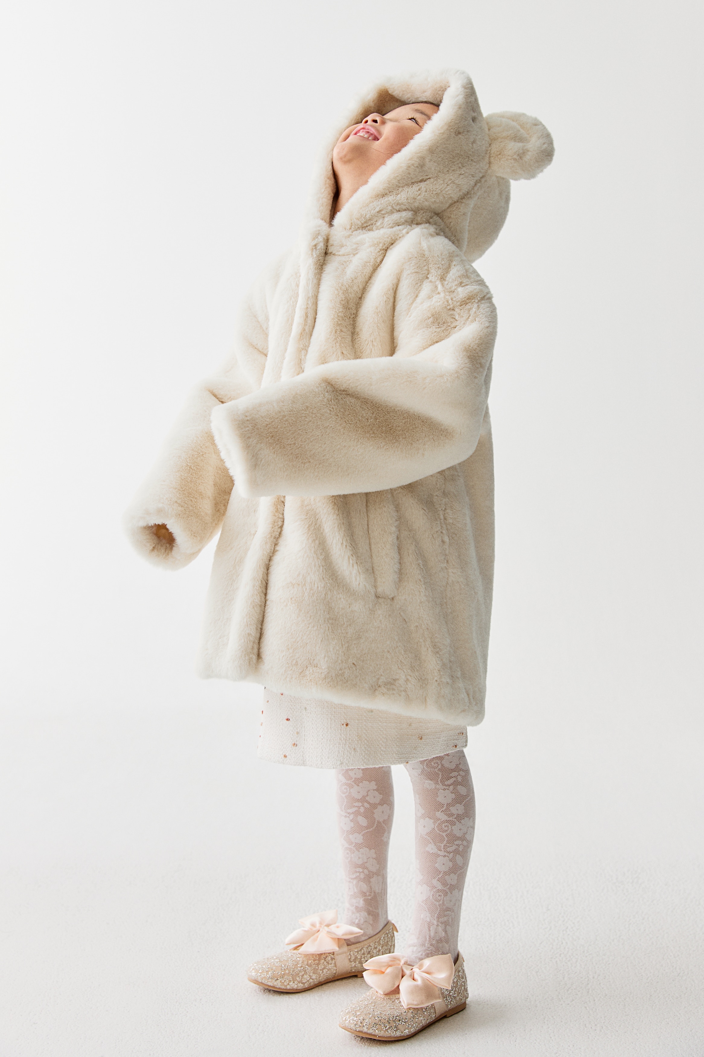 H & M - フーデッドフラッフィコート - ホワイト