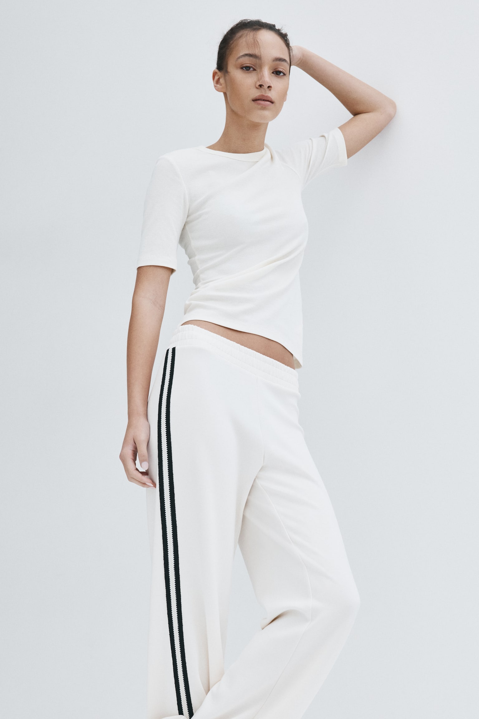 Ribbed T-shirt - Cream/Grey marl/Black/Bright red - 1