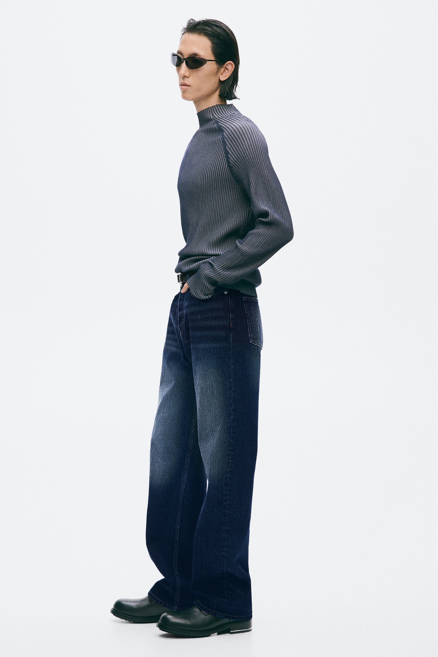 Мужской свитер H&M Slim Fit Rib-Knit Mock Turtleneck, цвет: Тёмно-синий / Полосатый — фото 6