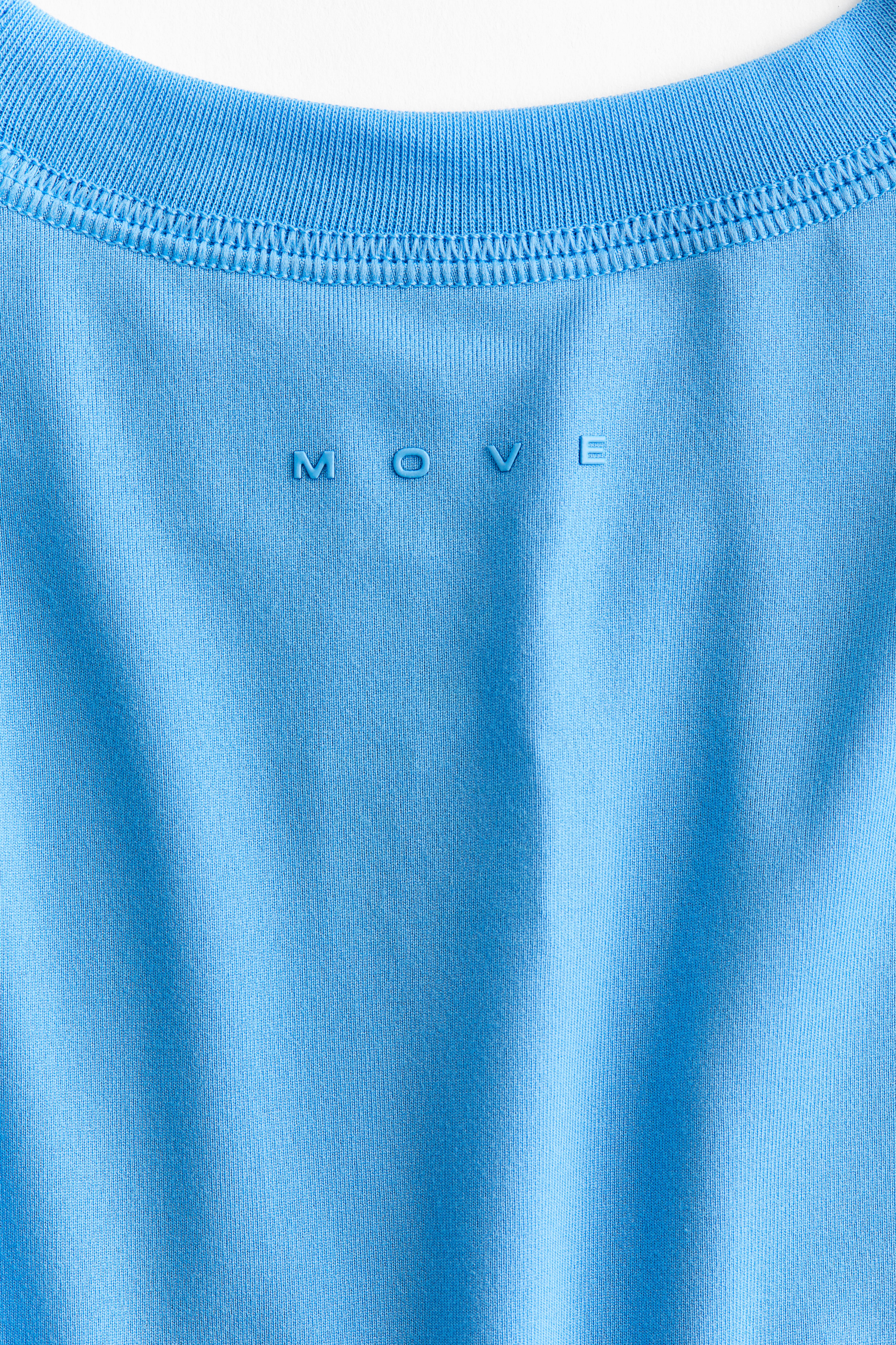 Loose-Fit Sports T-Shirt with SoftMove™