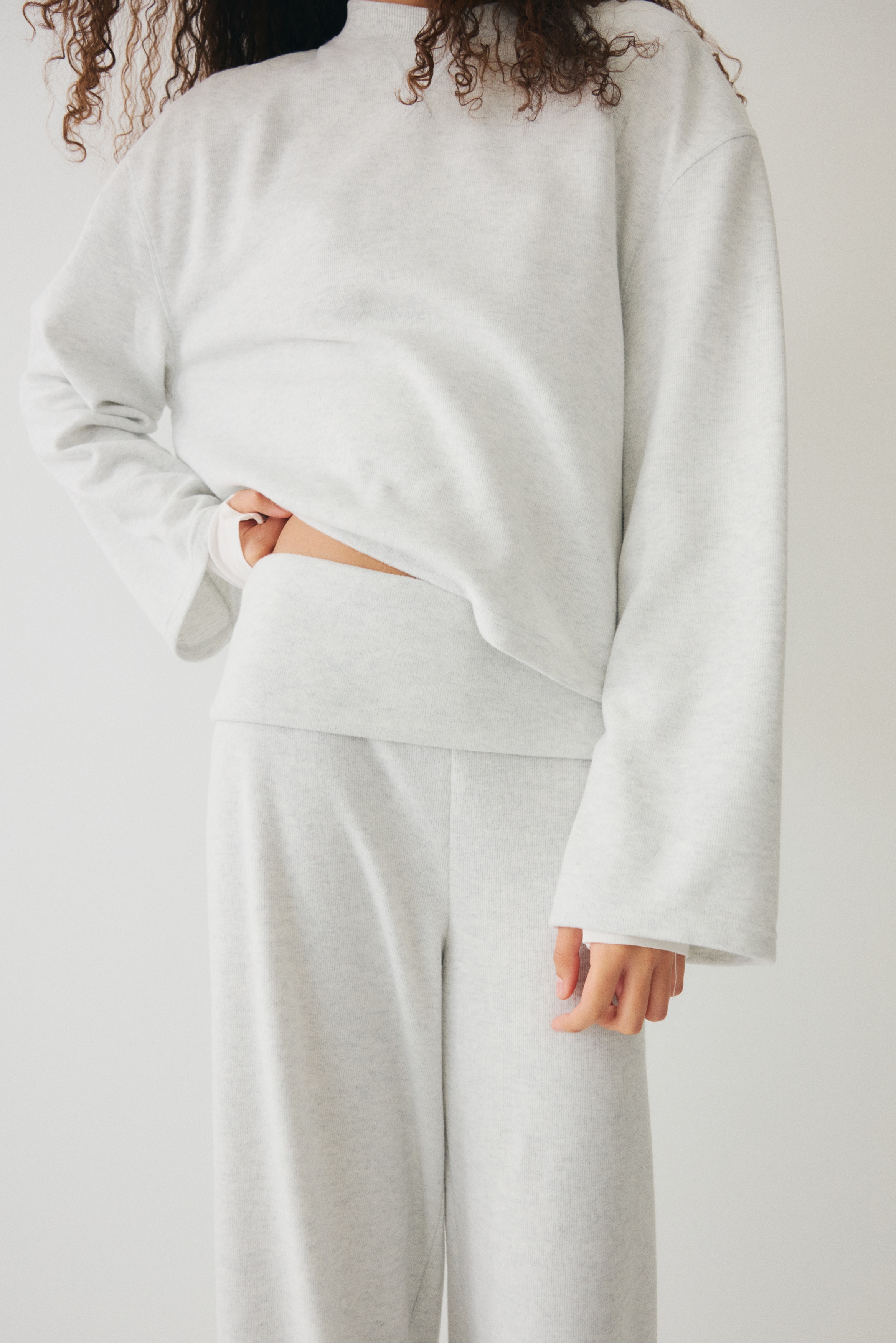 2-piece jersey top and trousers set