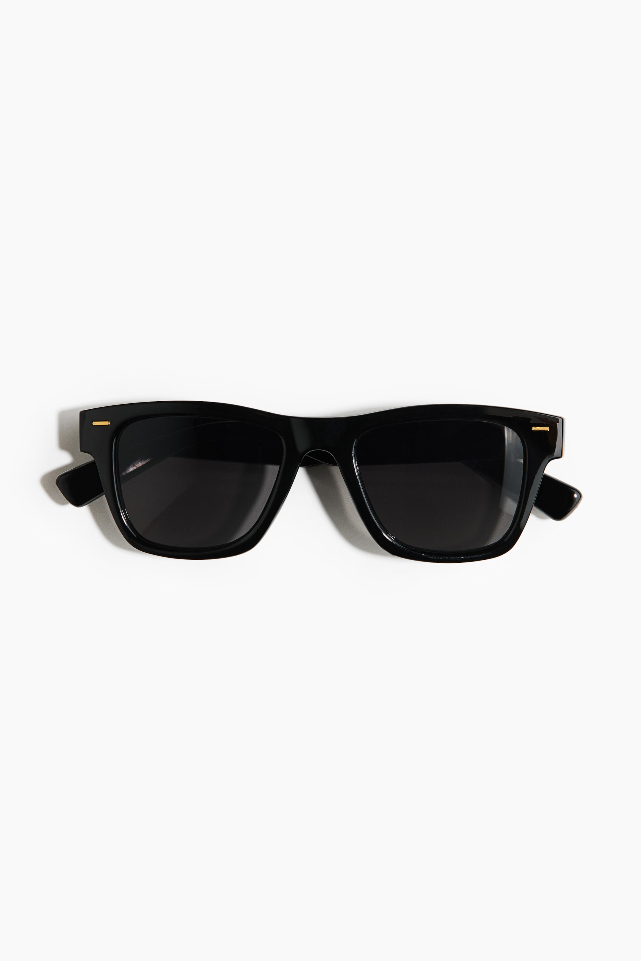 View larger image: D-frame sunglasses - Black - Ladies | H&M 1